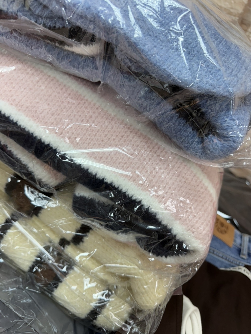 tw-11134208-81ztk-mg8rj9l5o1s9a1