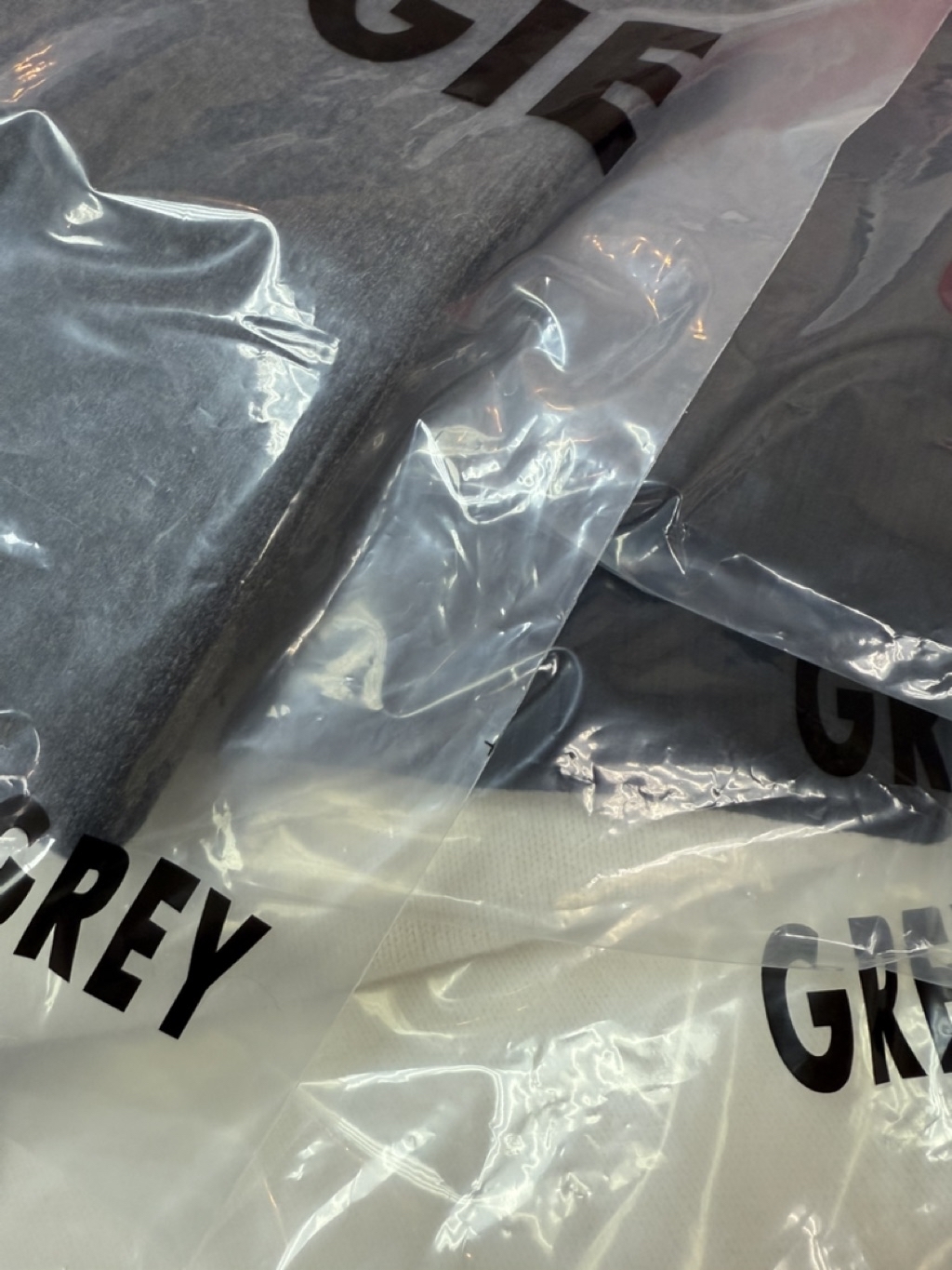 tw-11134208-81ztk-mg8rf8b57uobfc