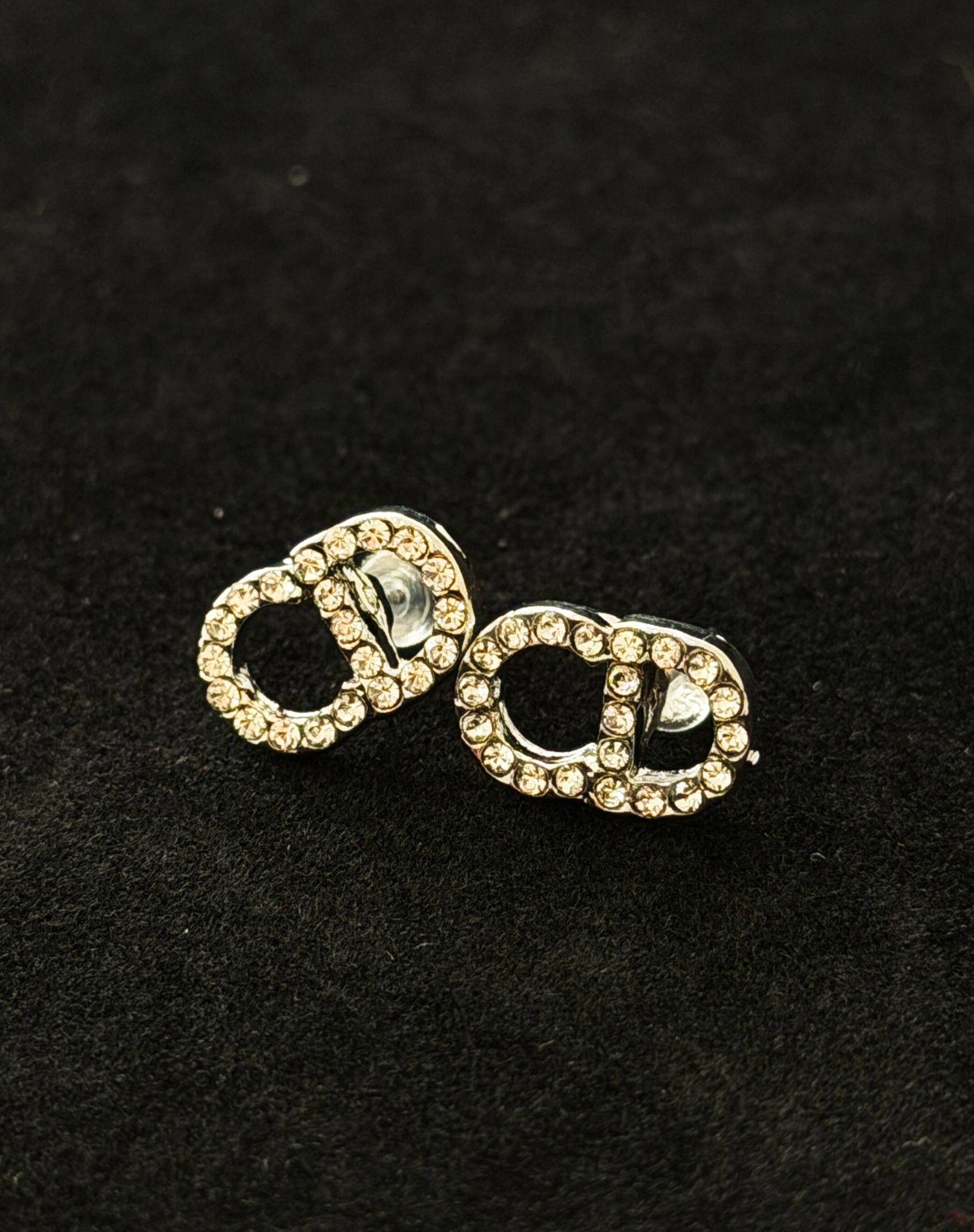 6199303908006498250