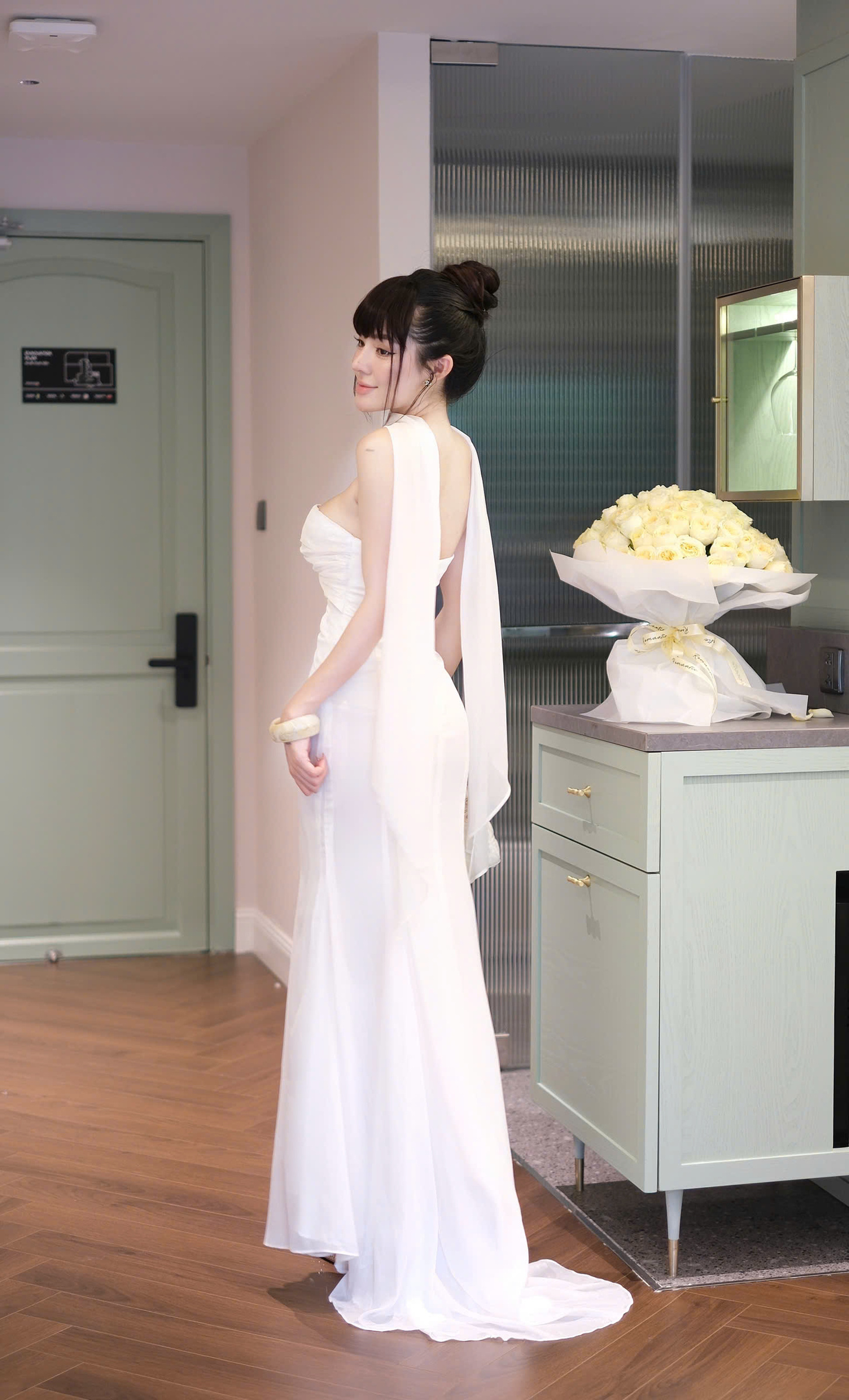 z7080181218130_88cf63af0e9b0cd98decd835533e62a0