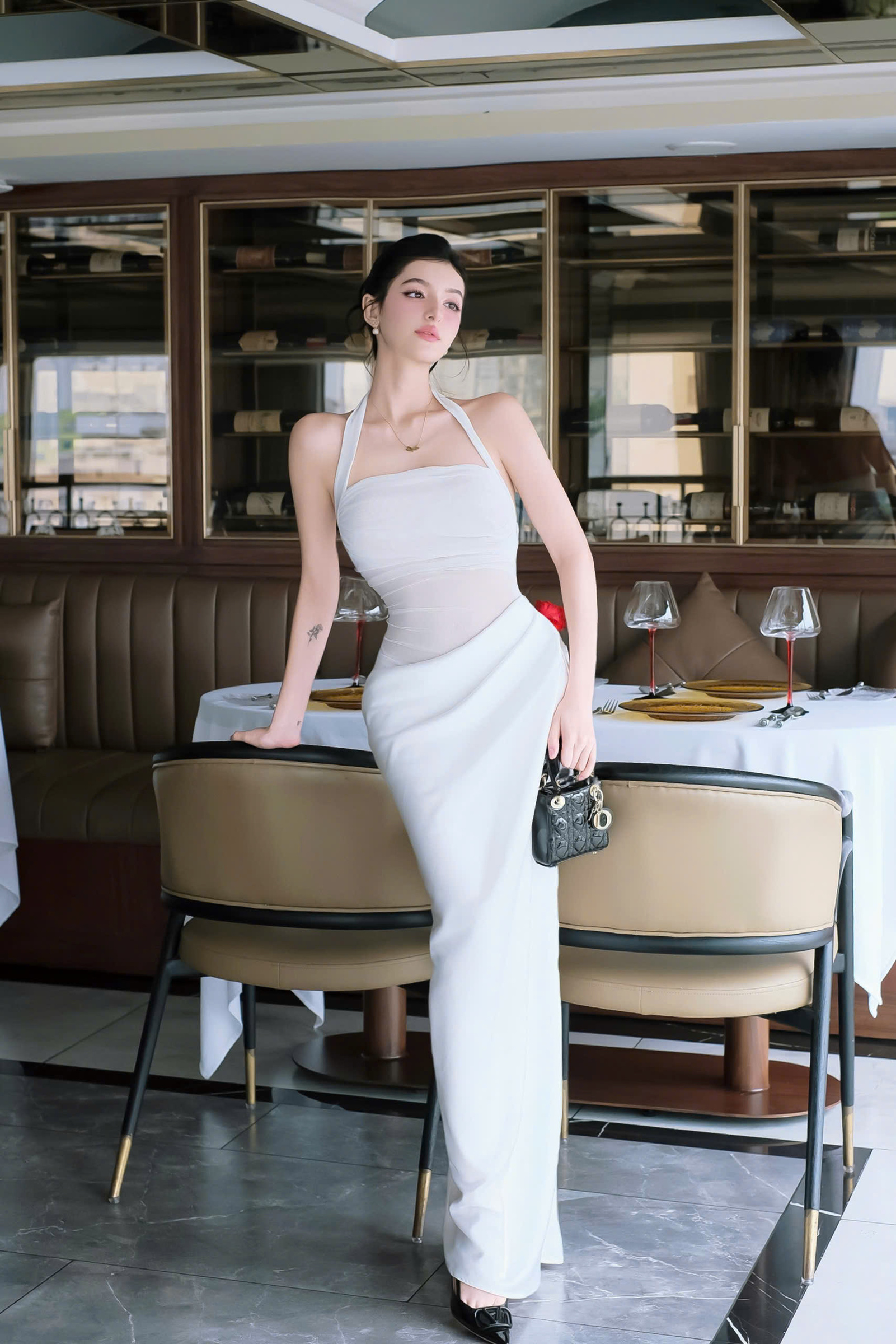 z7136730530148_c0dc918a72bae83165339f4d23ec3927