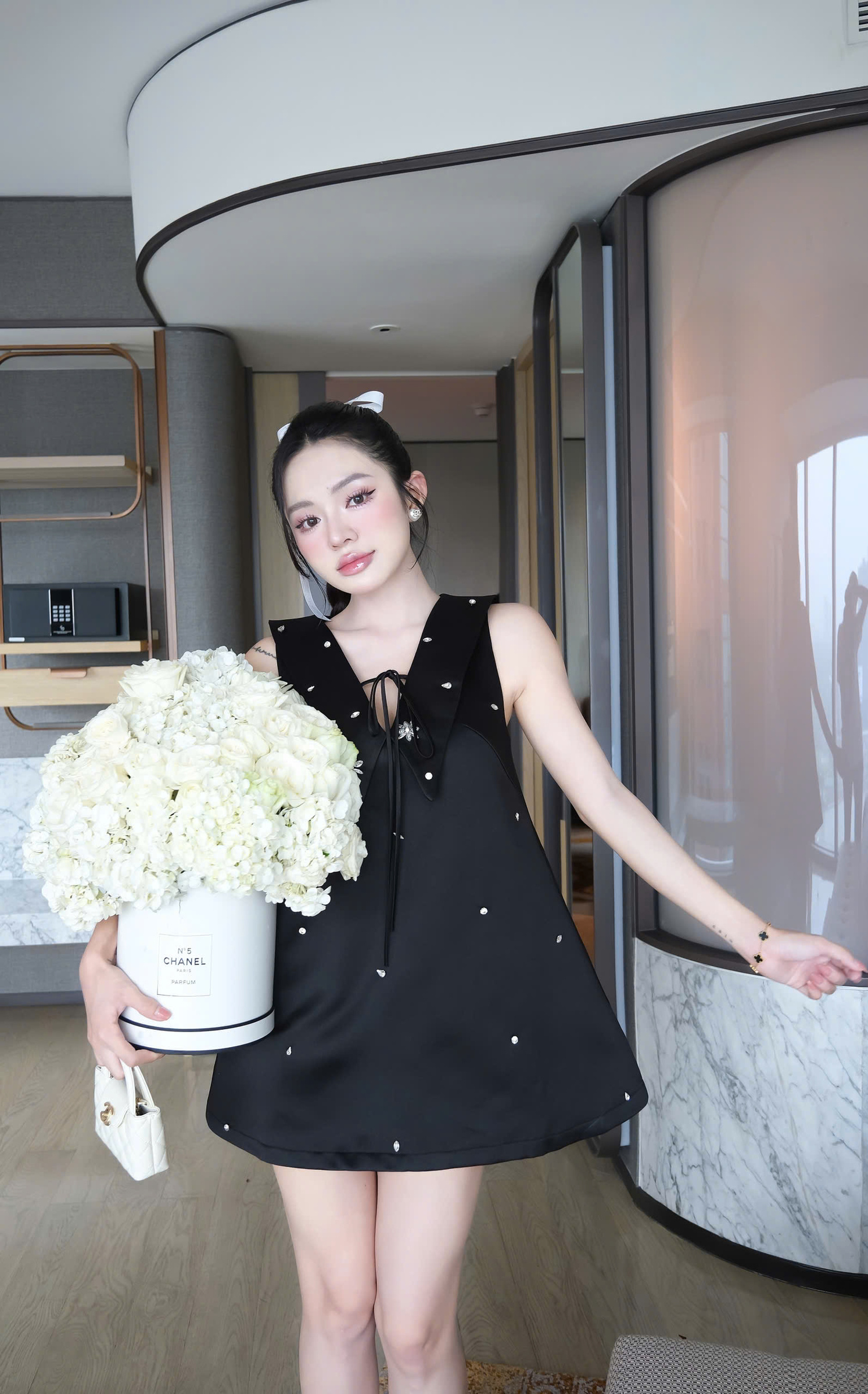 z6010669220508_ea8446bc2058b31f13068436ac172e1f