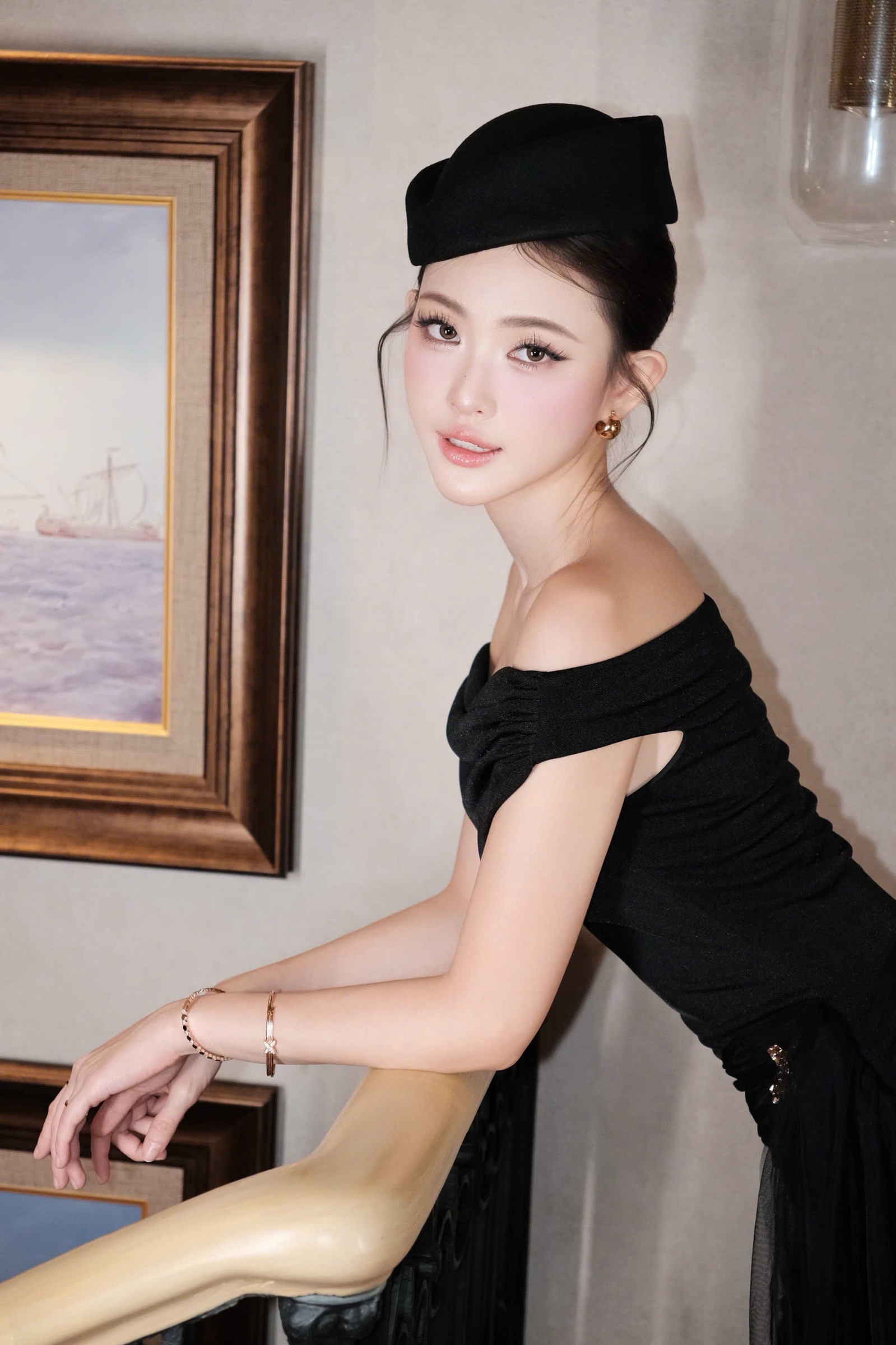 z7130493390260_5b8a65df9677fe0ae166e4b1c87fffa8