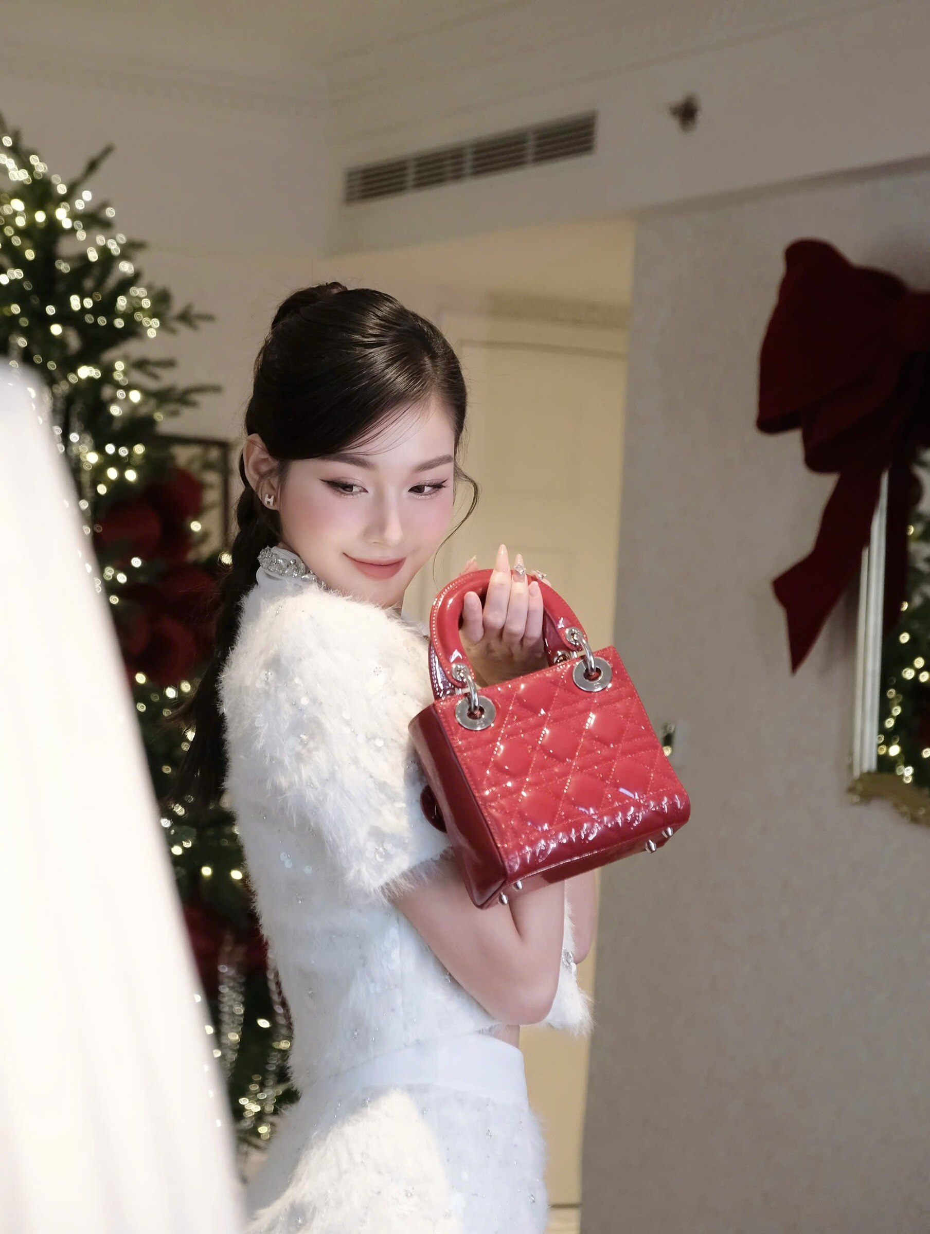 photo_6269120280731434904_w