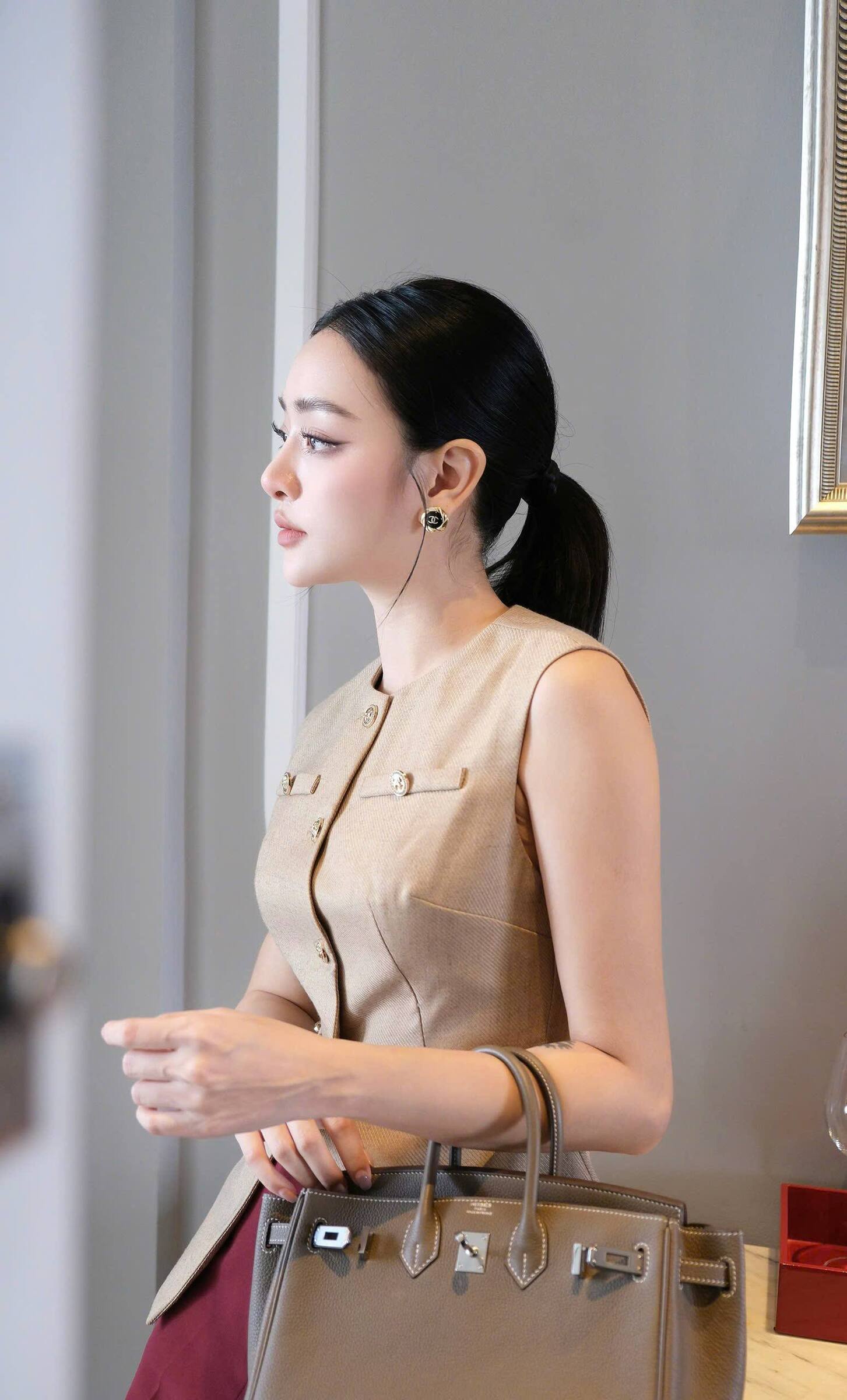 photo_6172721019676724281_w