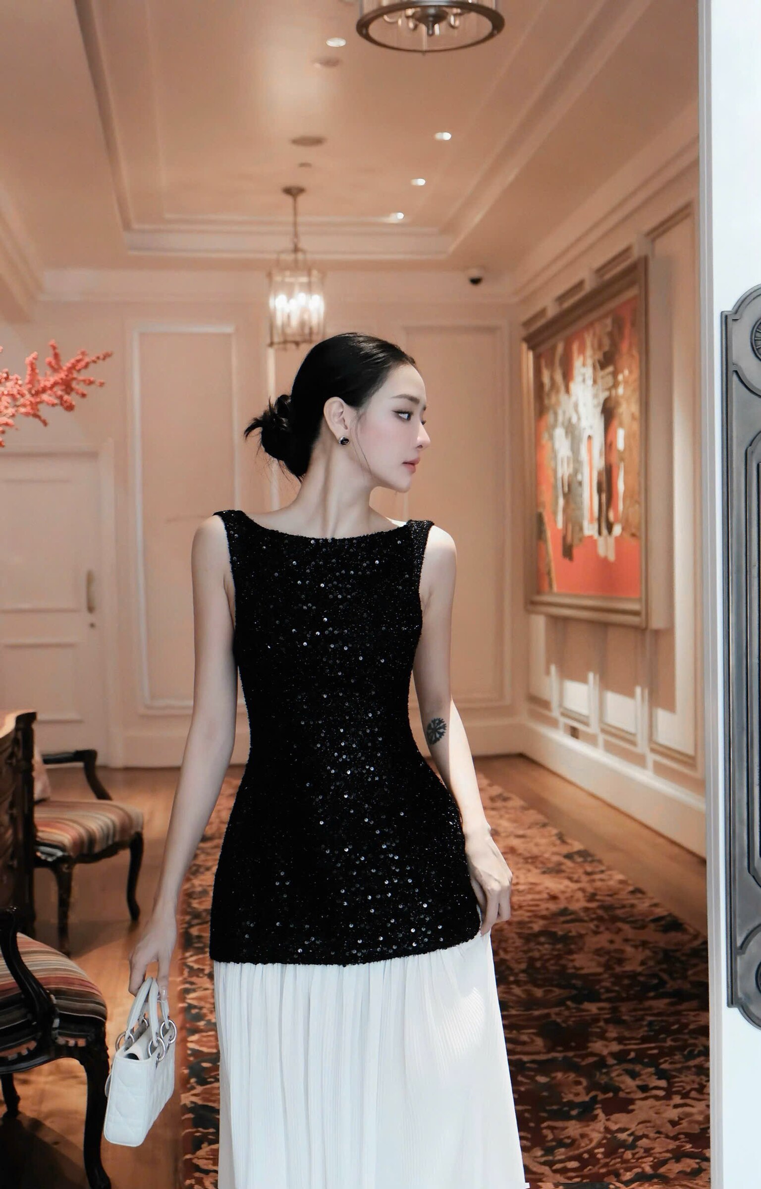 photo_6271348557009239710_w