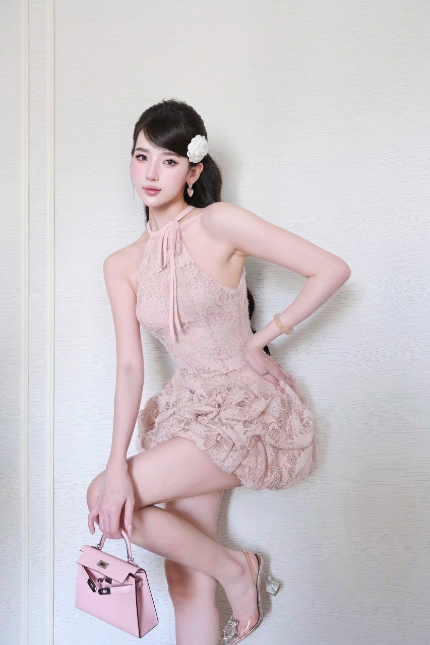 photo_6332612022058991585_y