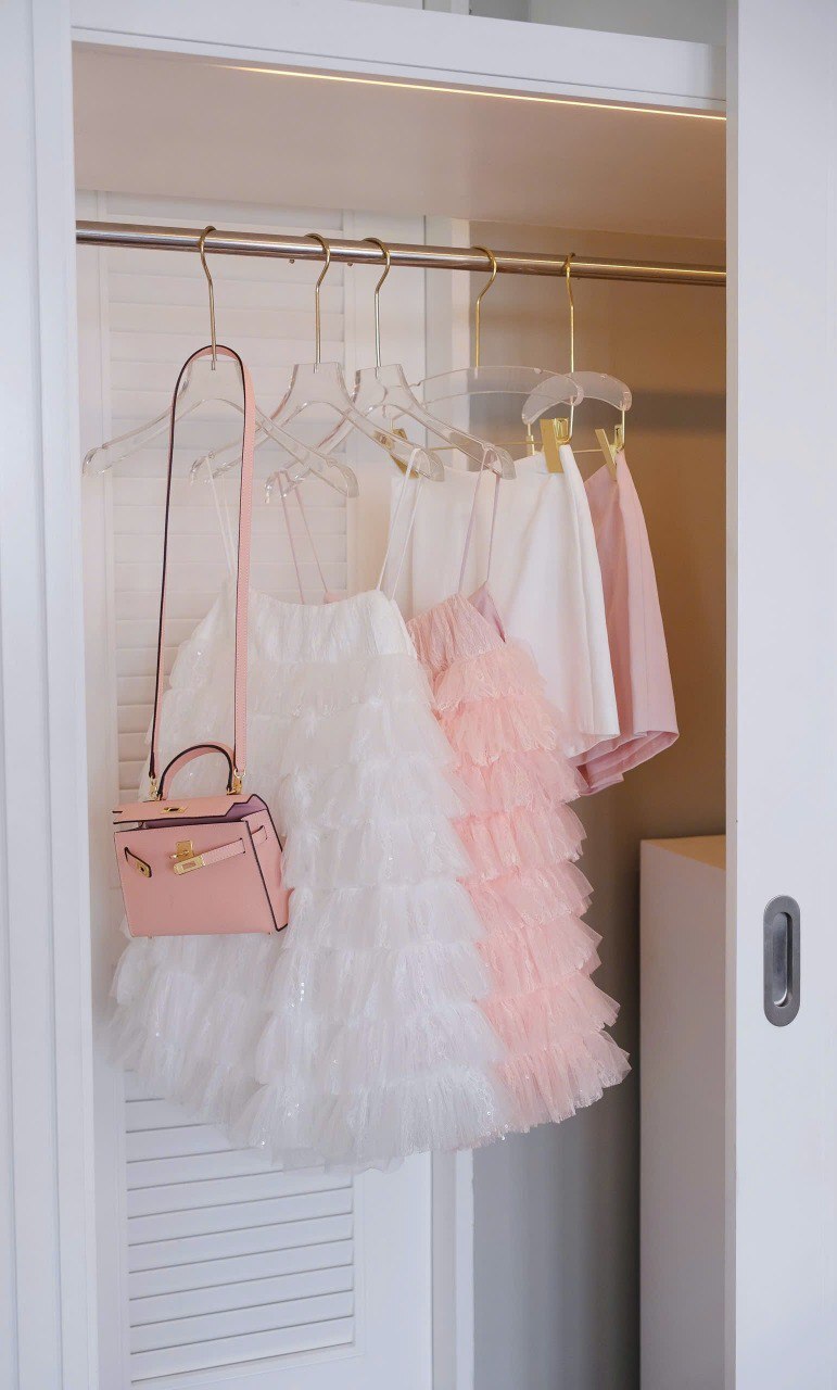 photo_6316799511548251690_y