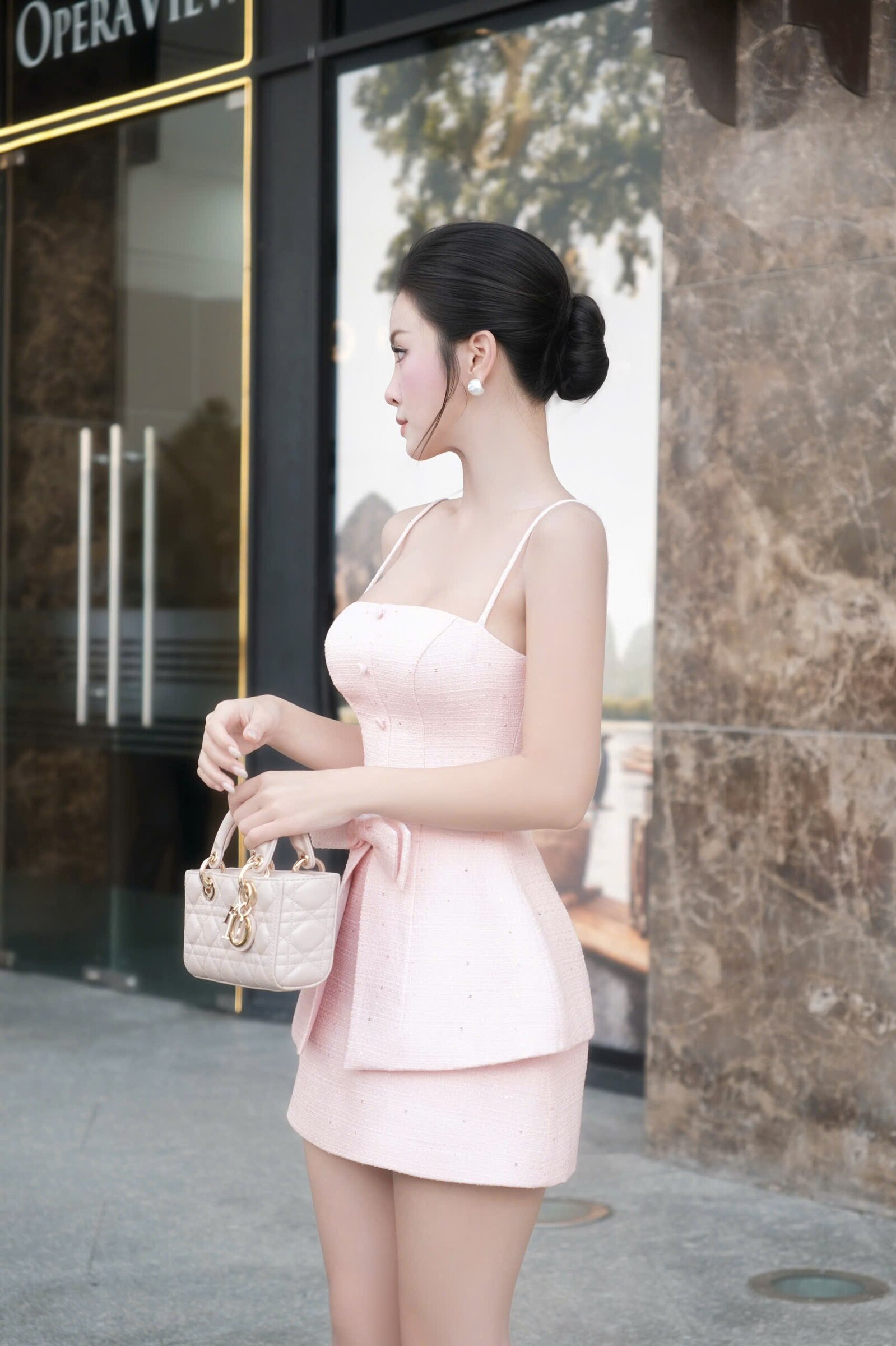 photo_6102676073083505951_w