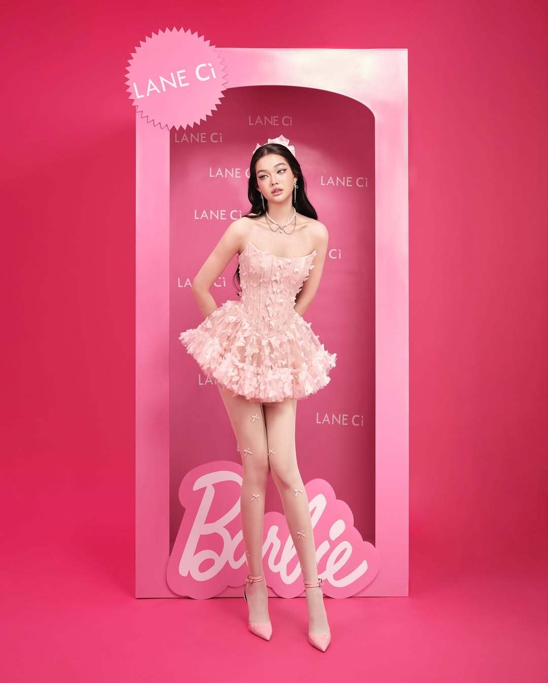 photo_6129557191057410853_w