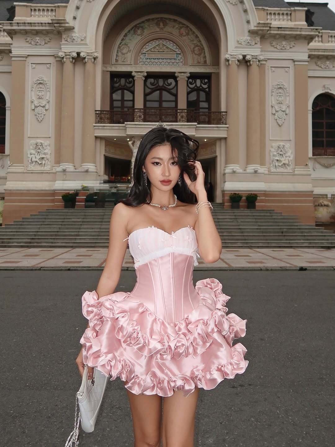 photo_6129557191057410869_w