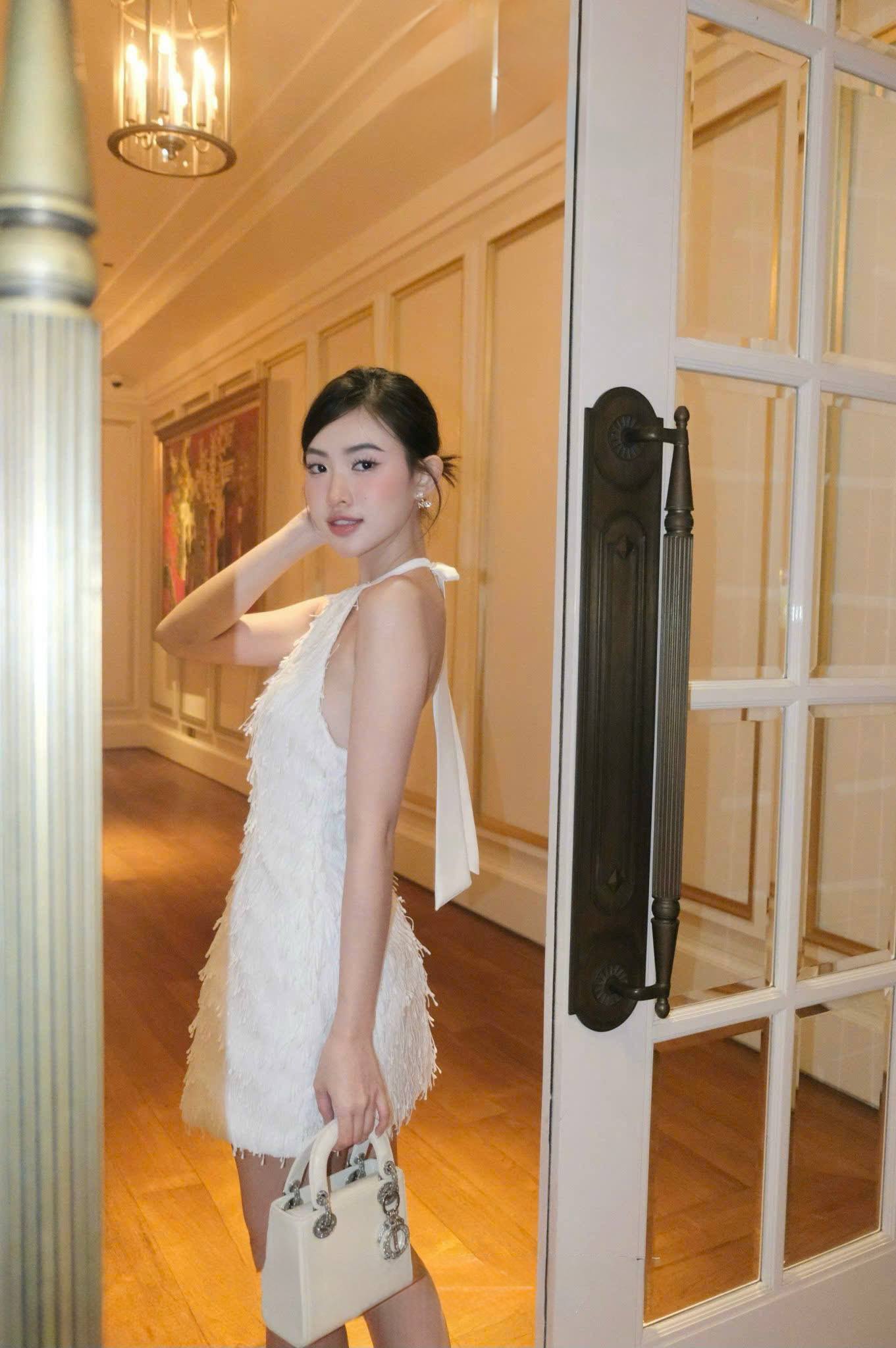 photo_6176986785490079670_w