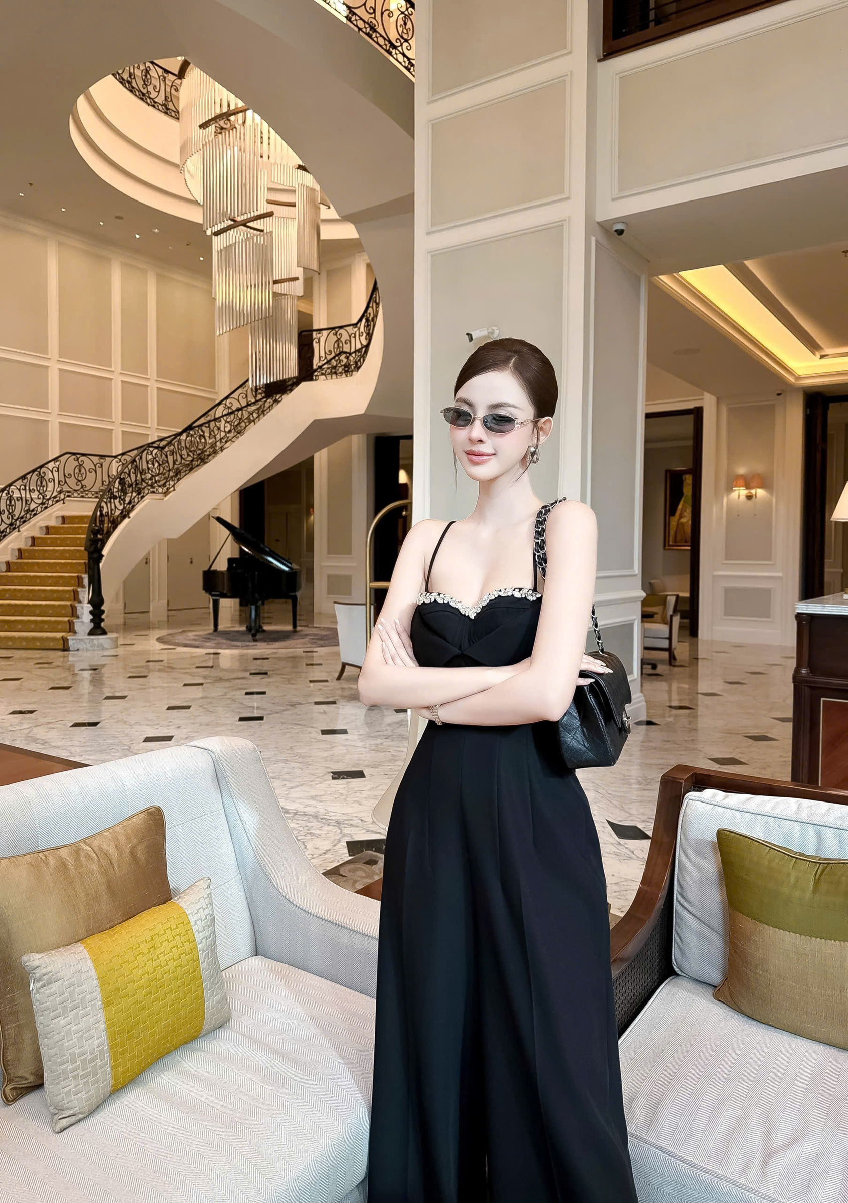 z7208646106045_45167f12874240fae84be6a27ea6e8e3