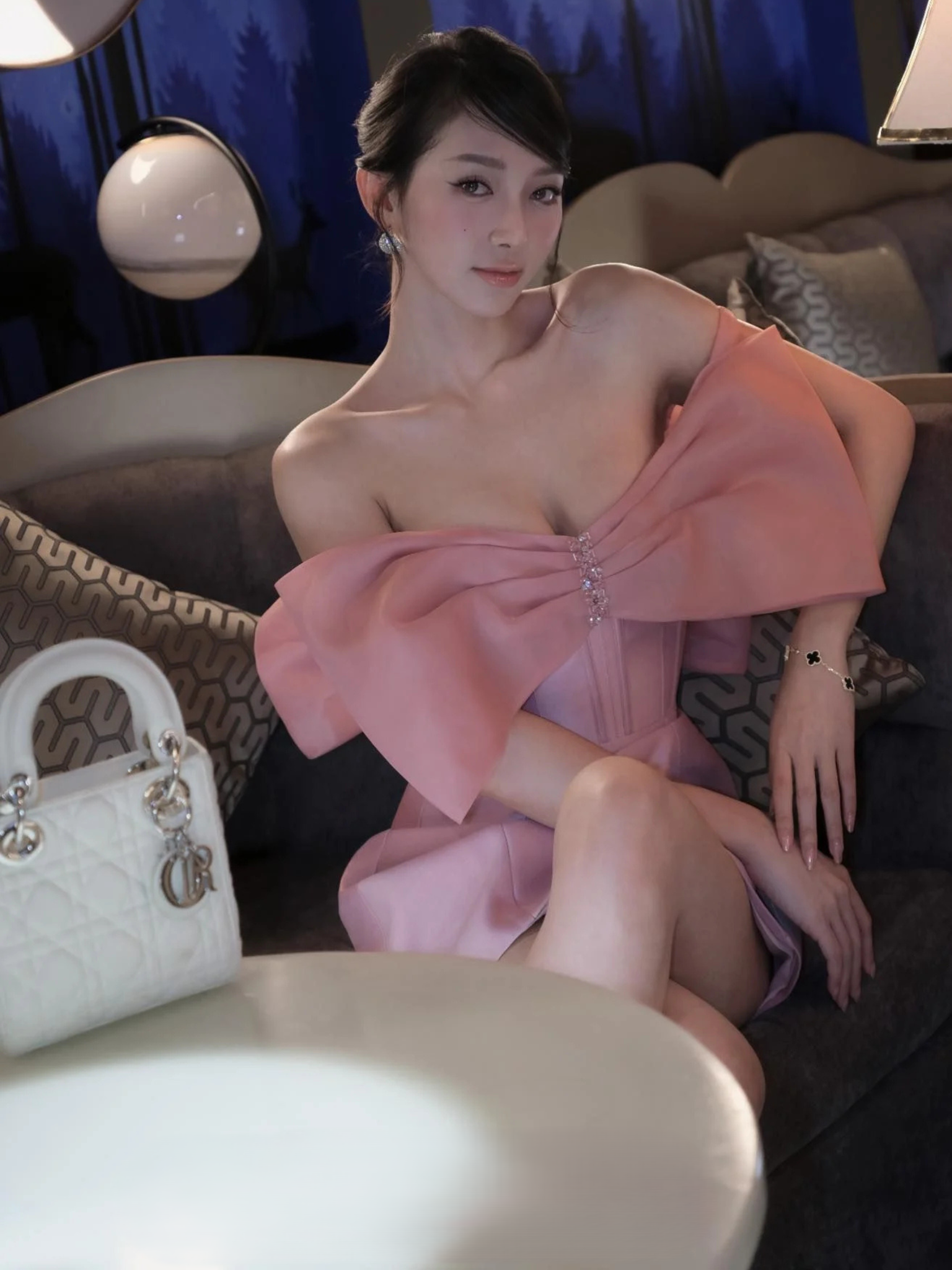 22222_98ac69c24c254370938abc2807e4f54f_master