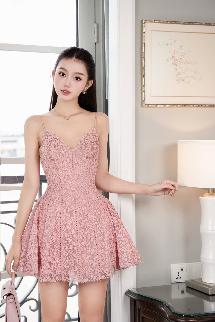 photo_6179027659459857514_y