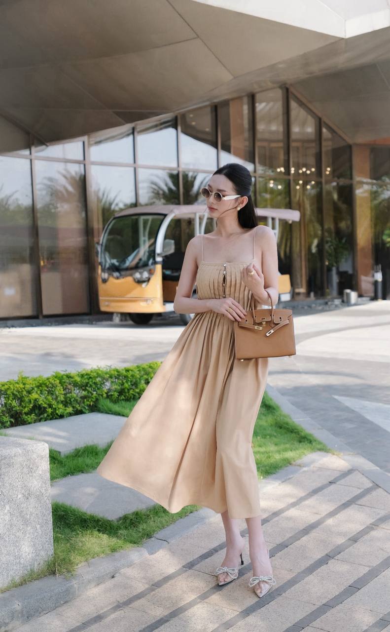 photo_6183716050055138490_y