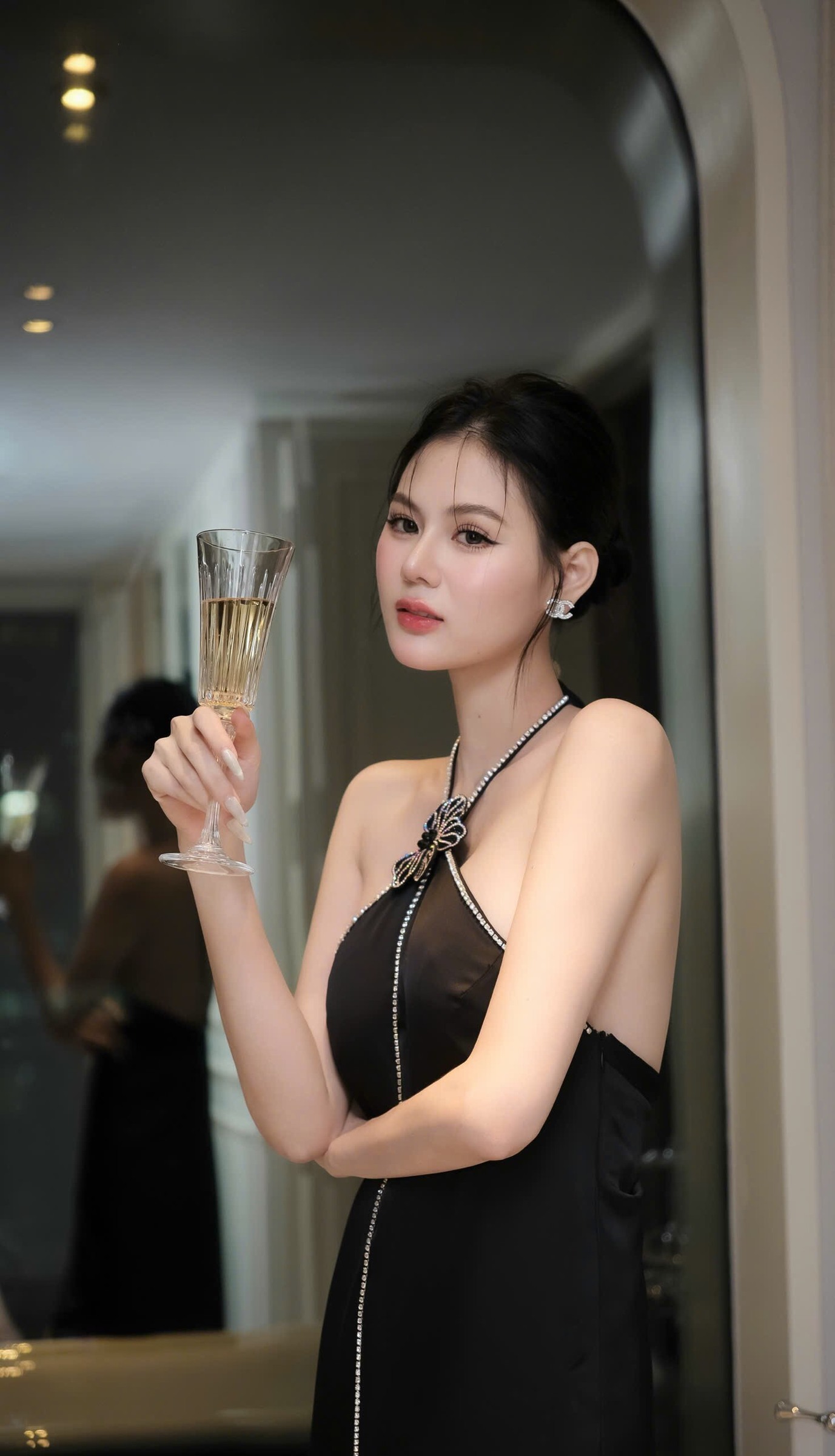 z5892874348977_080db9ac227a0a134e5eff584904cadc