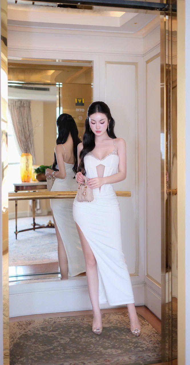 photo_6230979257451006198_y