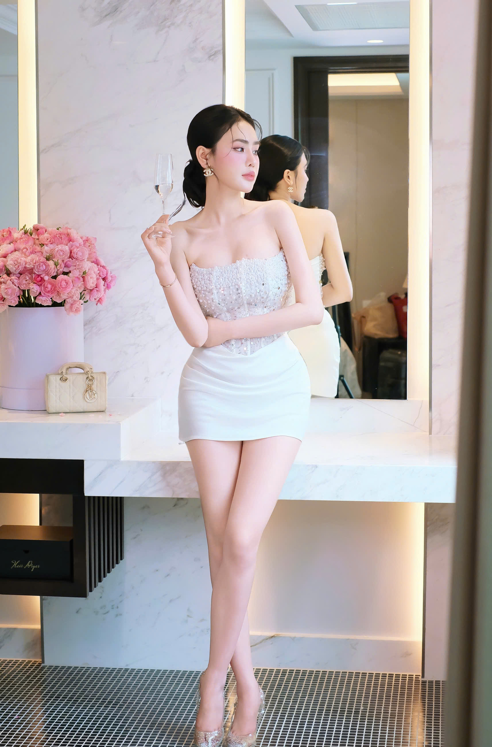 z7340059782543_320847f25a23e30eff1729cd59e369ac