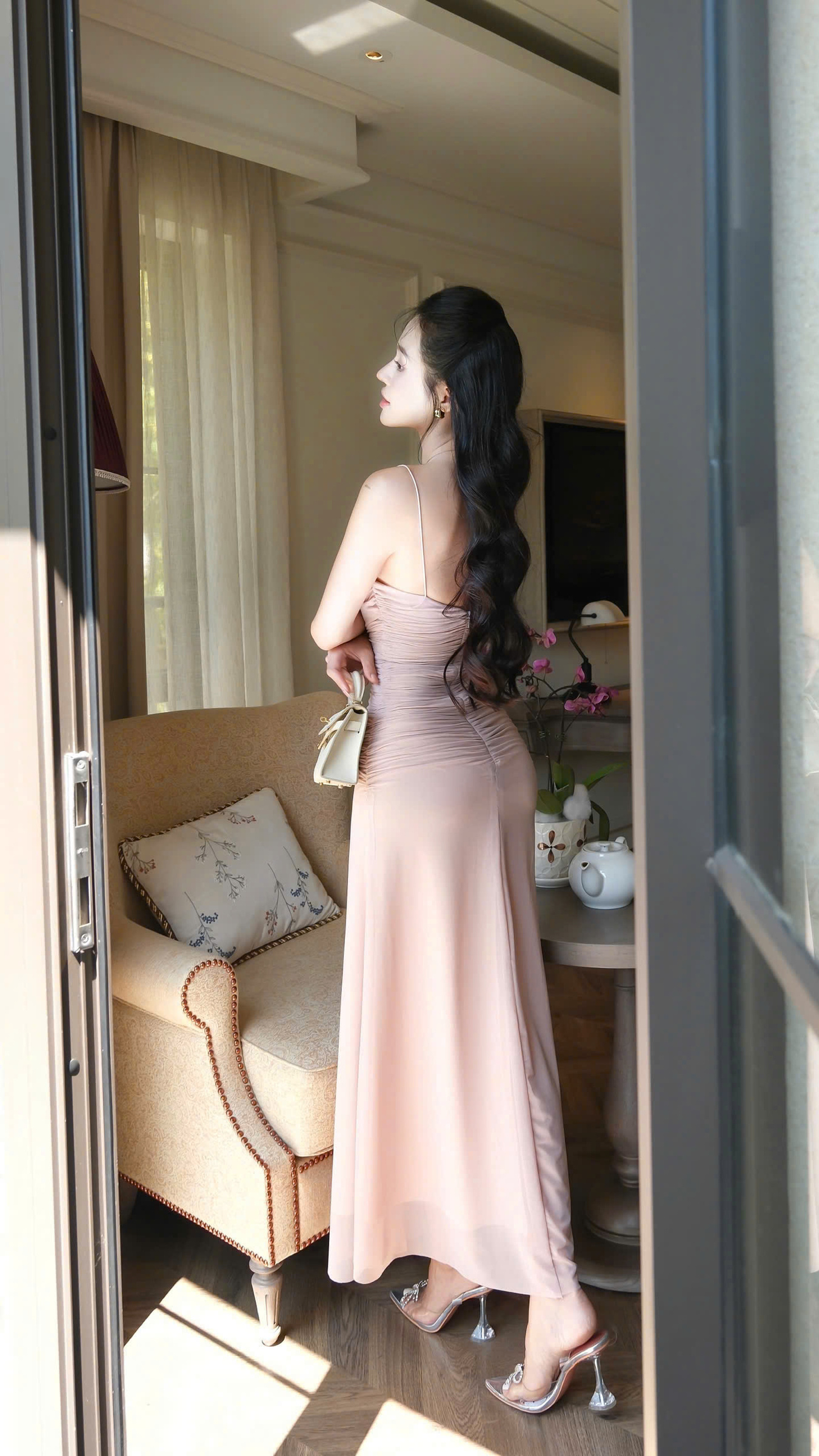 z6309879021695_397d452dd56f2e80063d3fee94fcfe2a