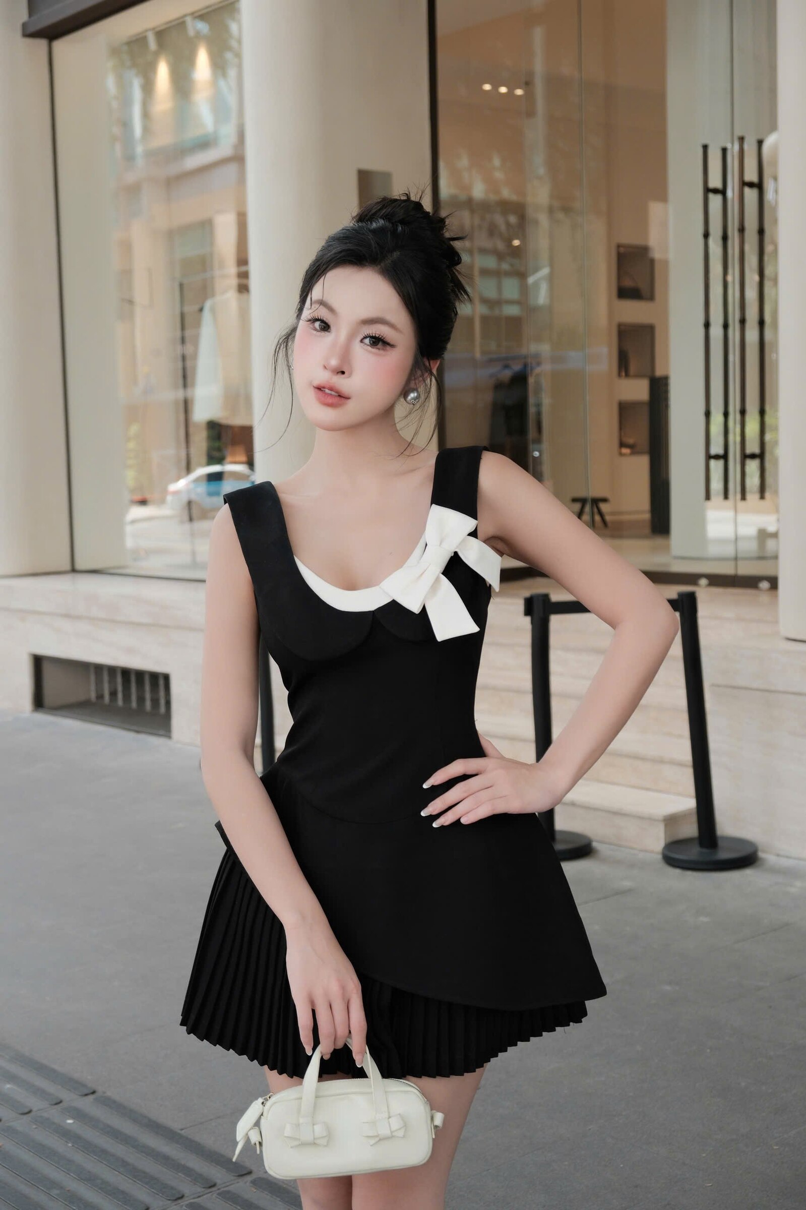 photo_6276315209949449977_w