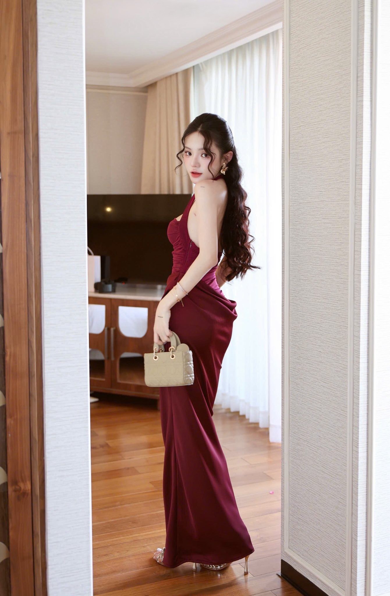 photo_6276315209949450054_w