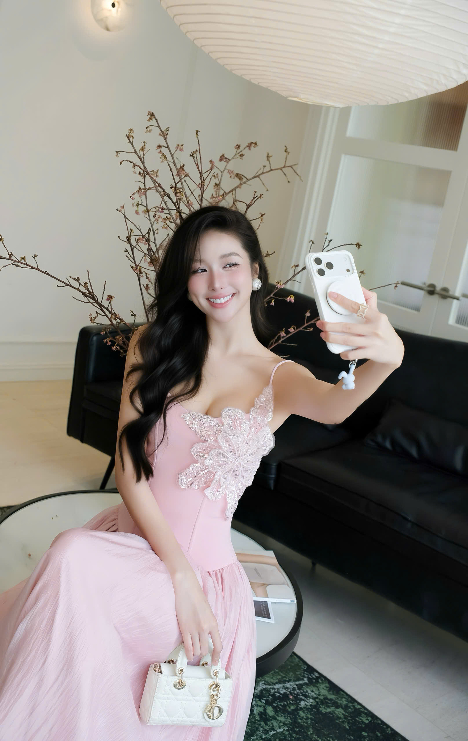 z7483867729623_912125bdc54385e38b2ac7830ee862d4