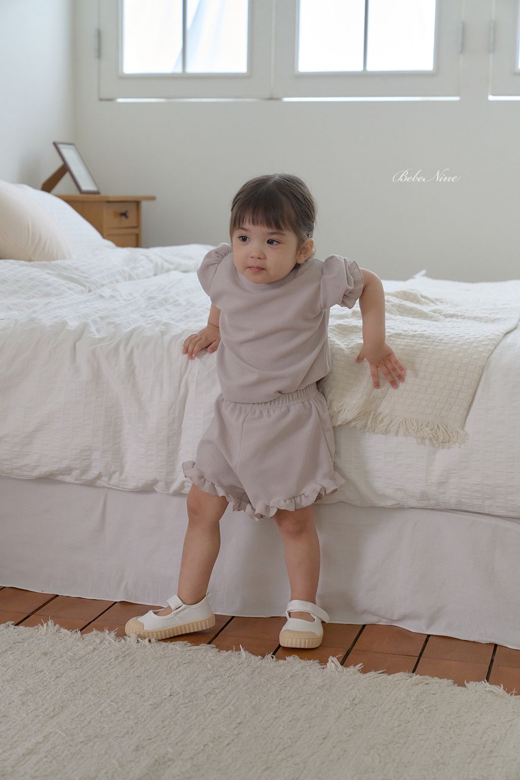 2_퍼프반바지세트_모델사진7