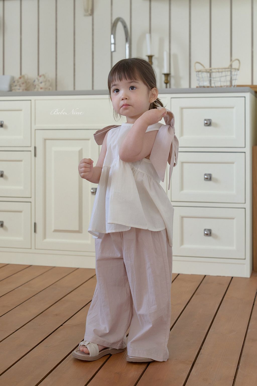 2_로엔리본블라우스_모델사진8