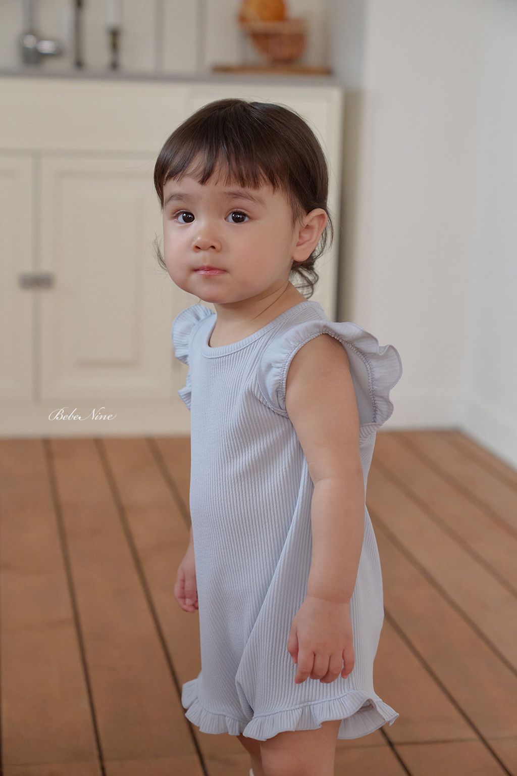 2_프릴즈슈트_모델사진6