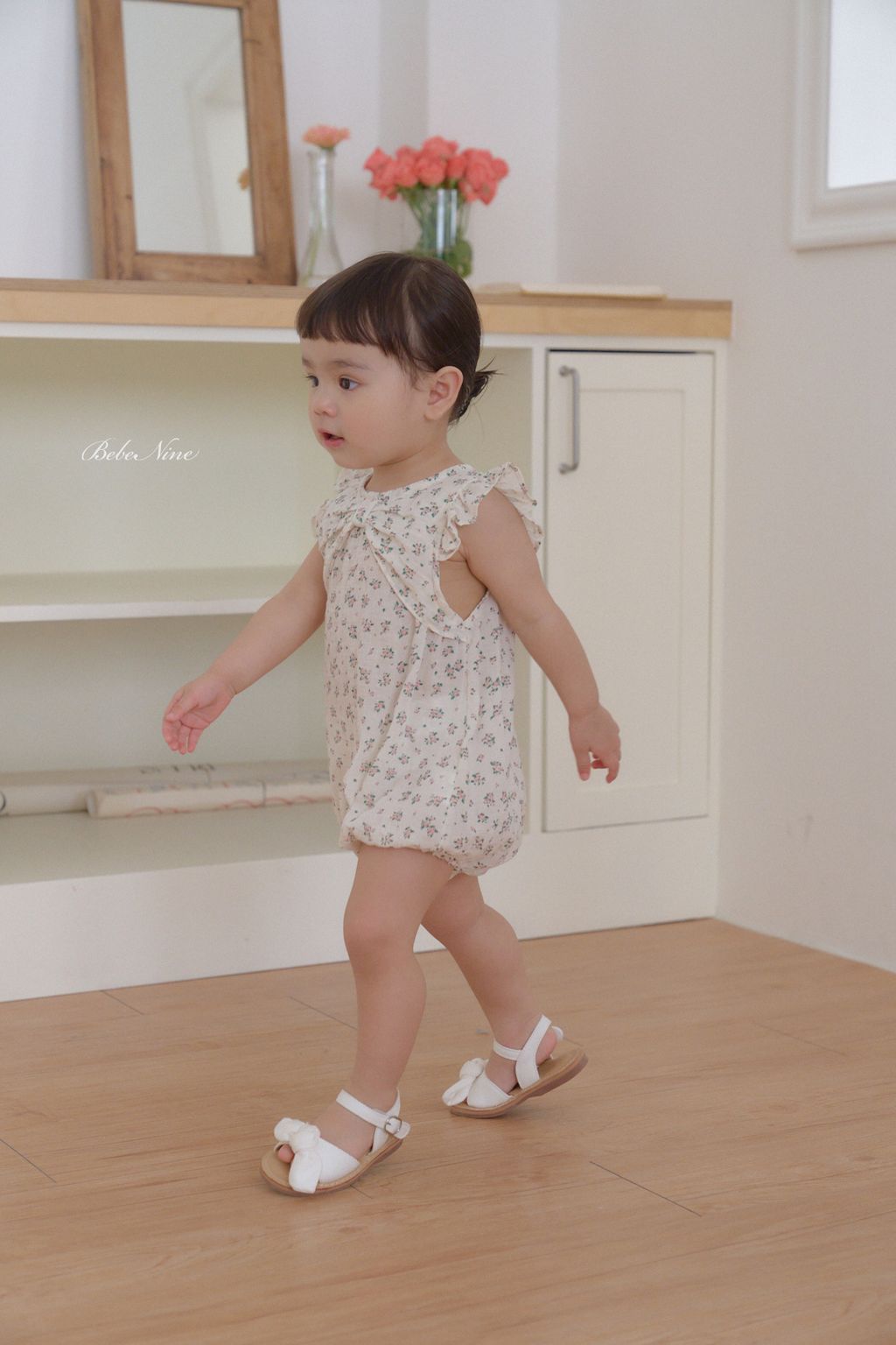 2_러플리본슈트_모델사진7