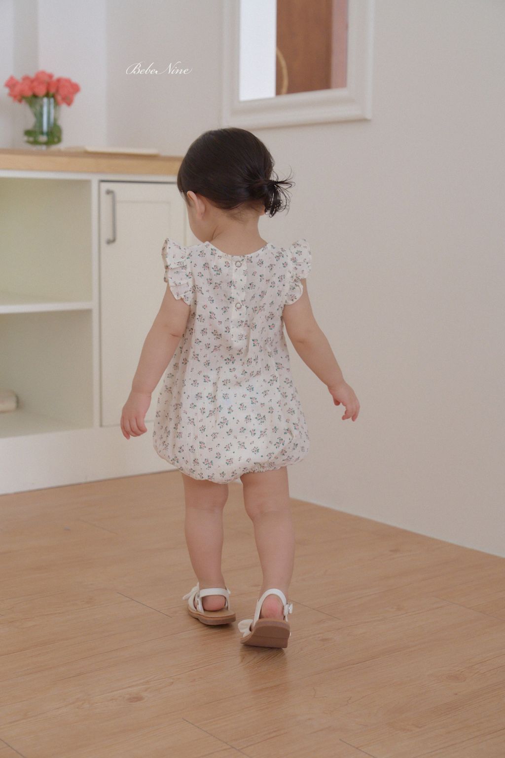 2_러플리본슈트_모델사진9