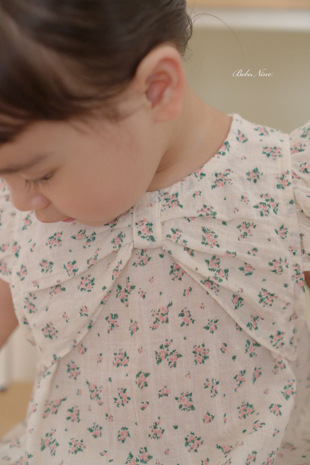 2_러플리본슈트_모델사진10