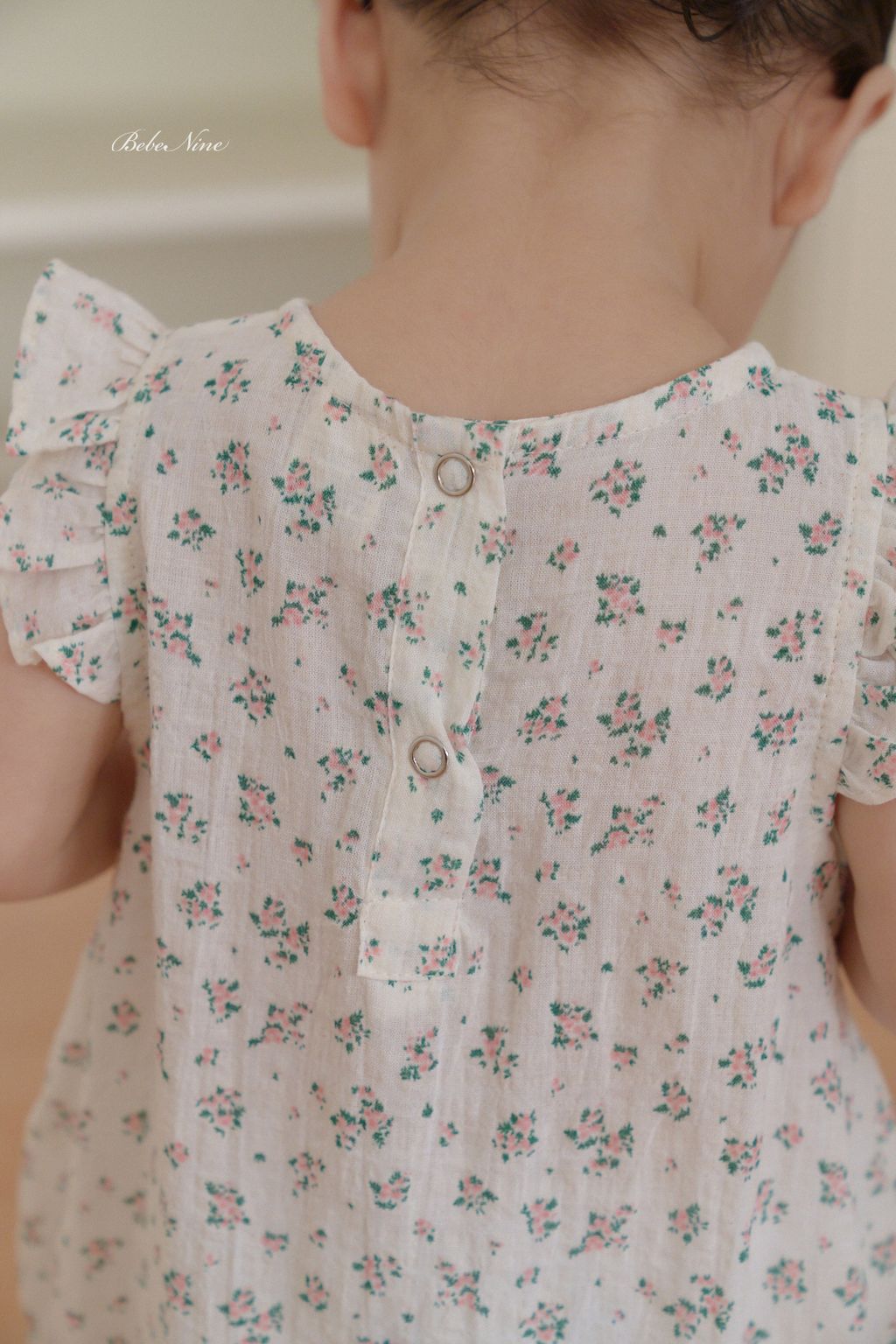 2_러플리본슈트_모델사진11