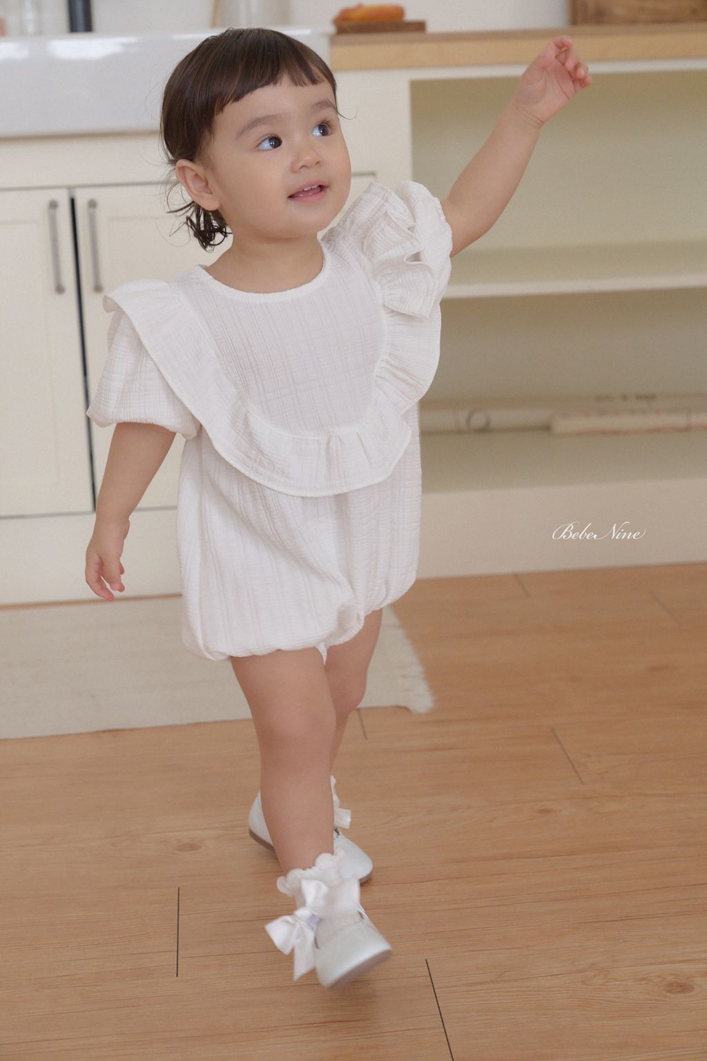 2_모나슈트_모델사진1