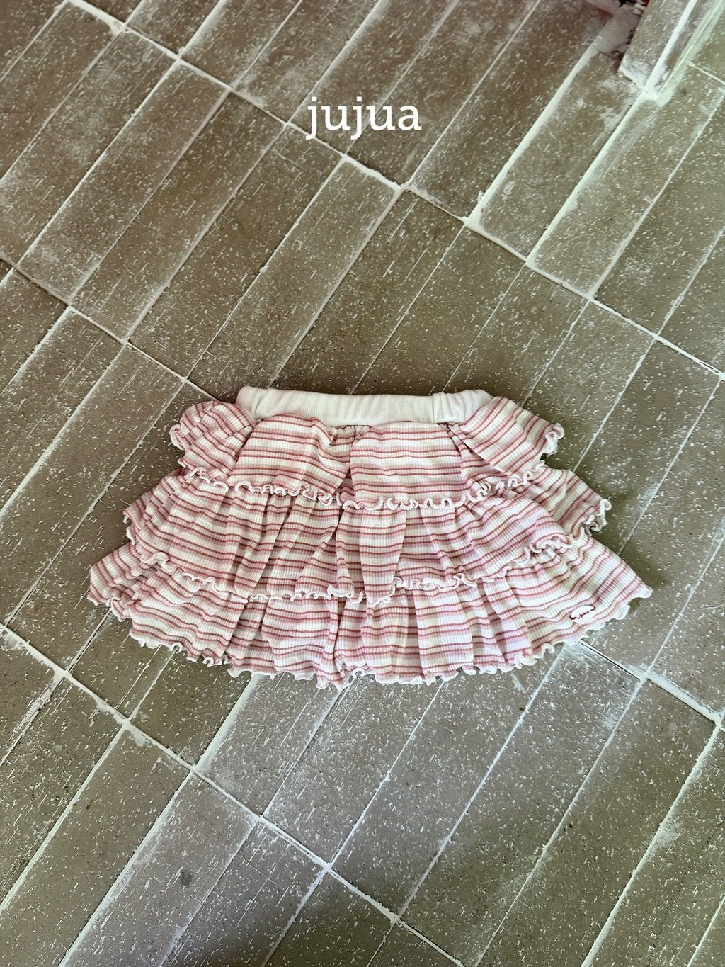 41_7