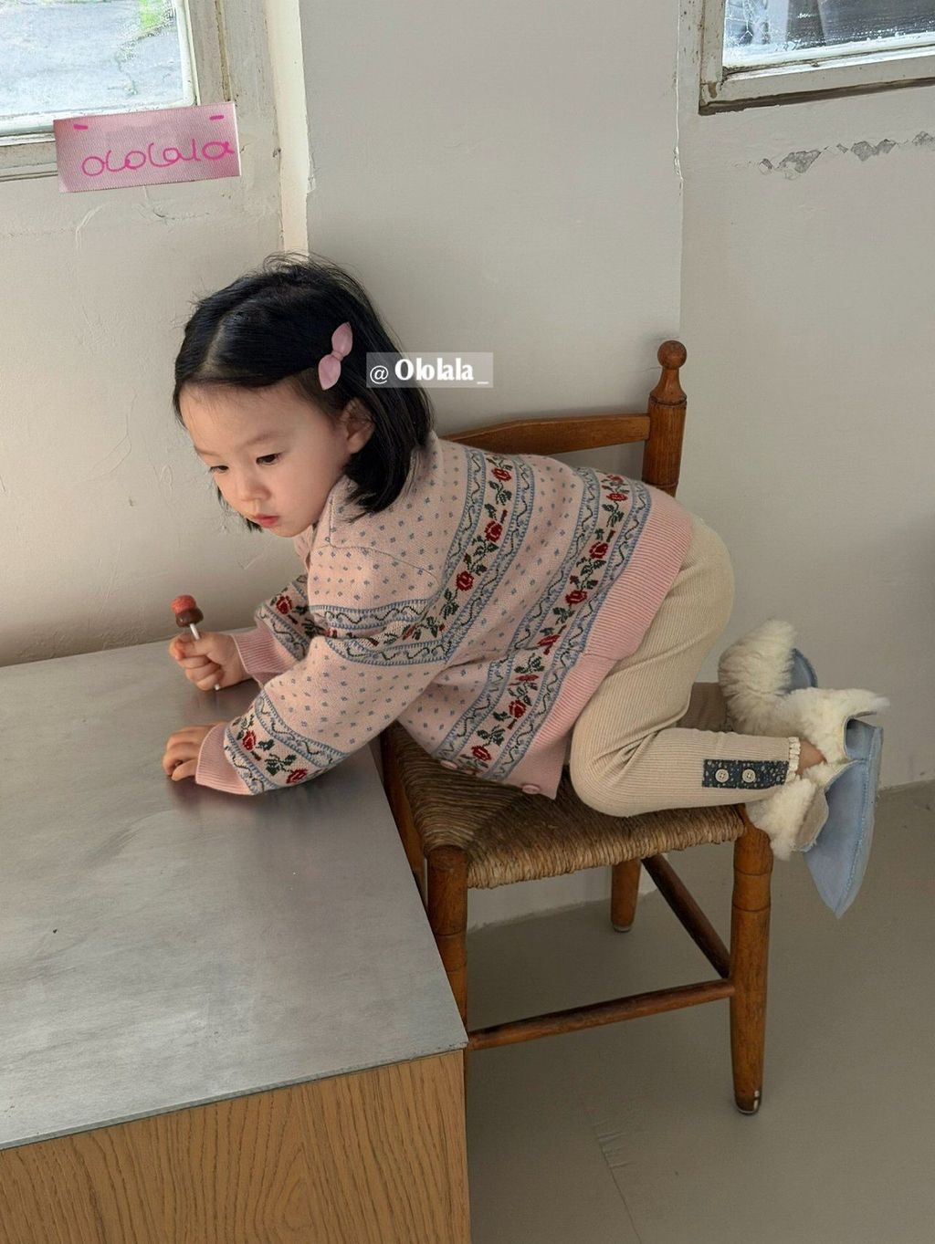 1 (2)