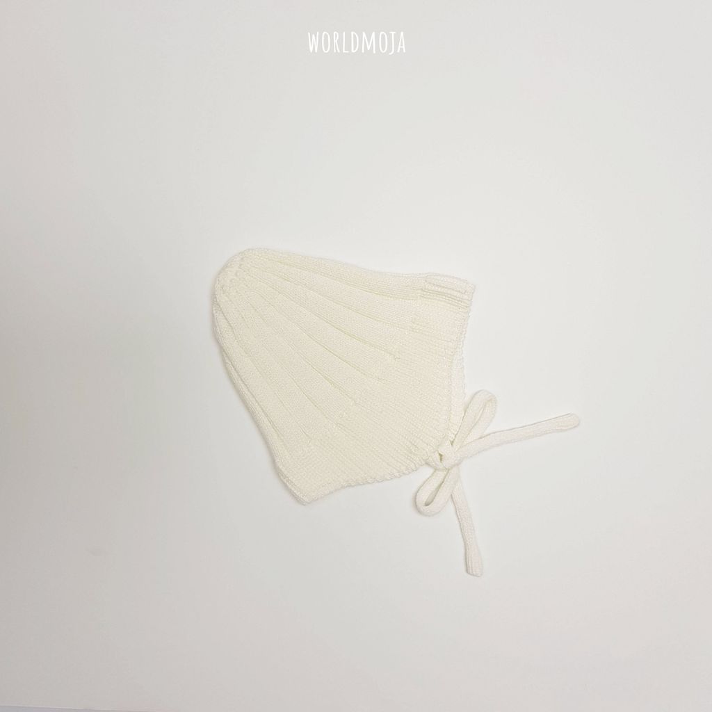 아크릴 귀 끈 비니 11