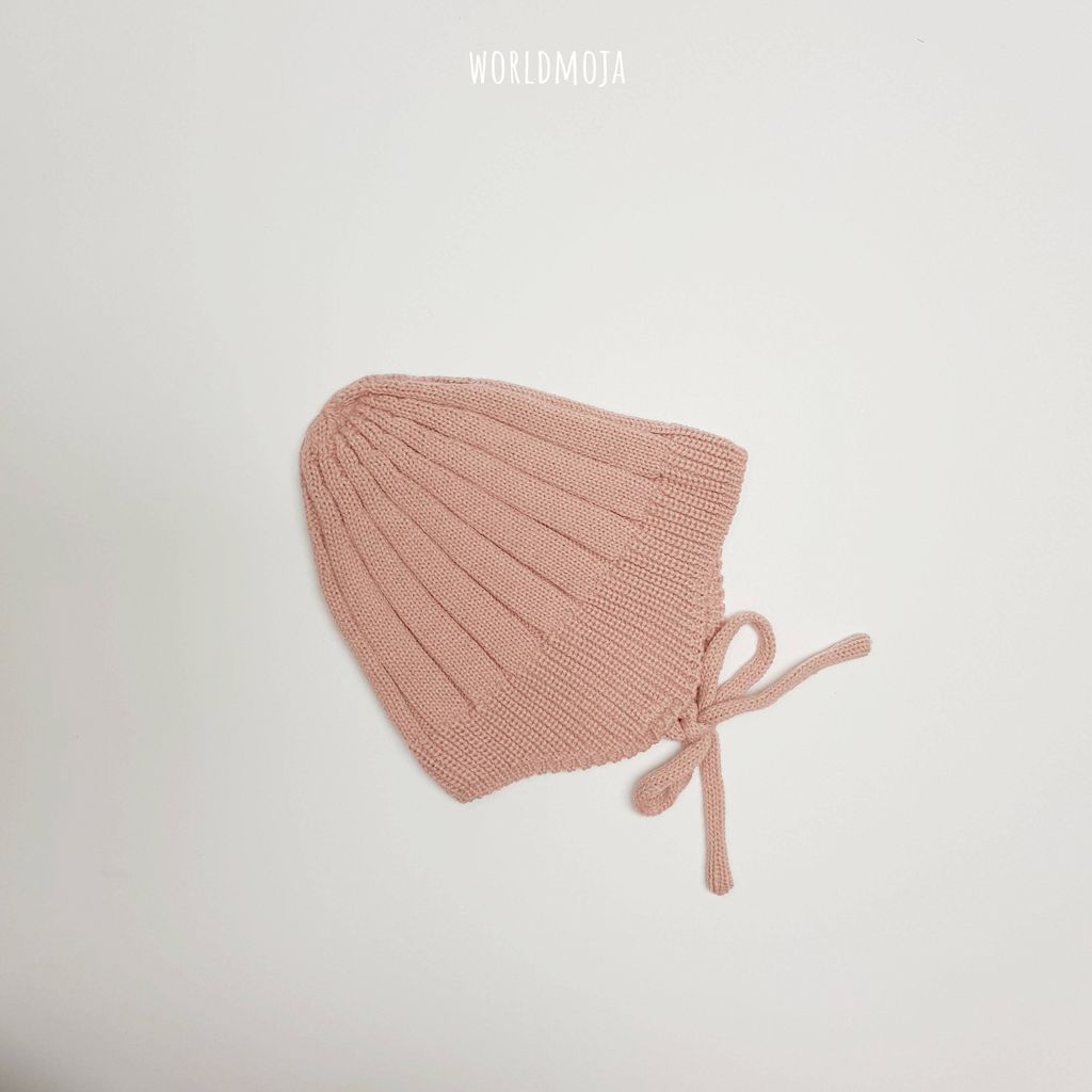 아크릴 귀 끈 비니 9
