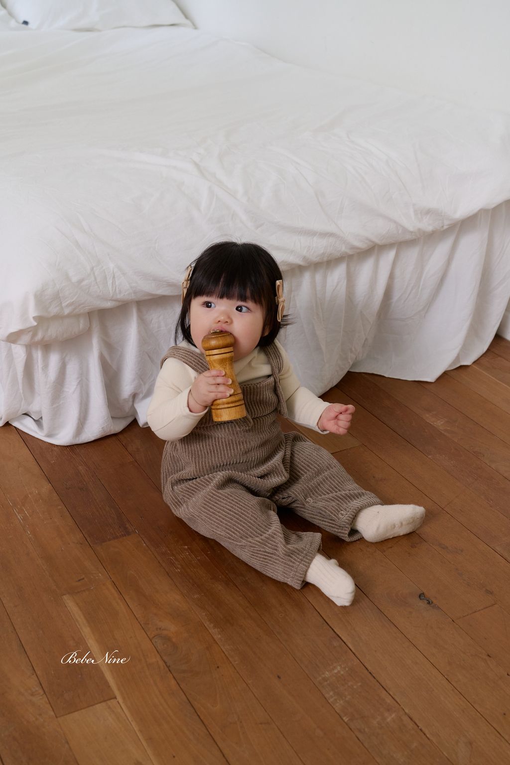2_방방멜빵팬츠_모델컷3