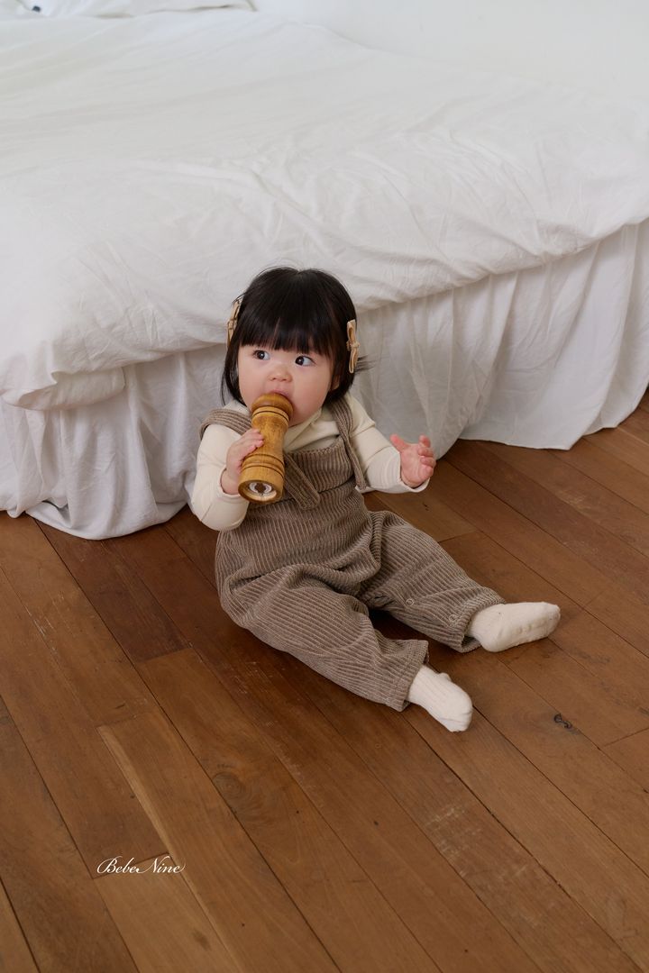 2_방방멜빵팬츠_모델컷12