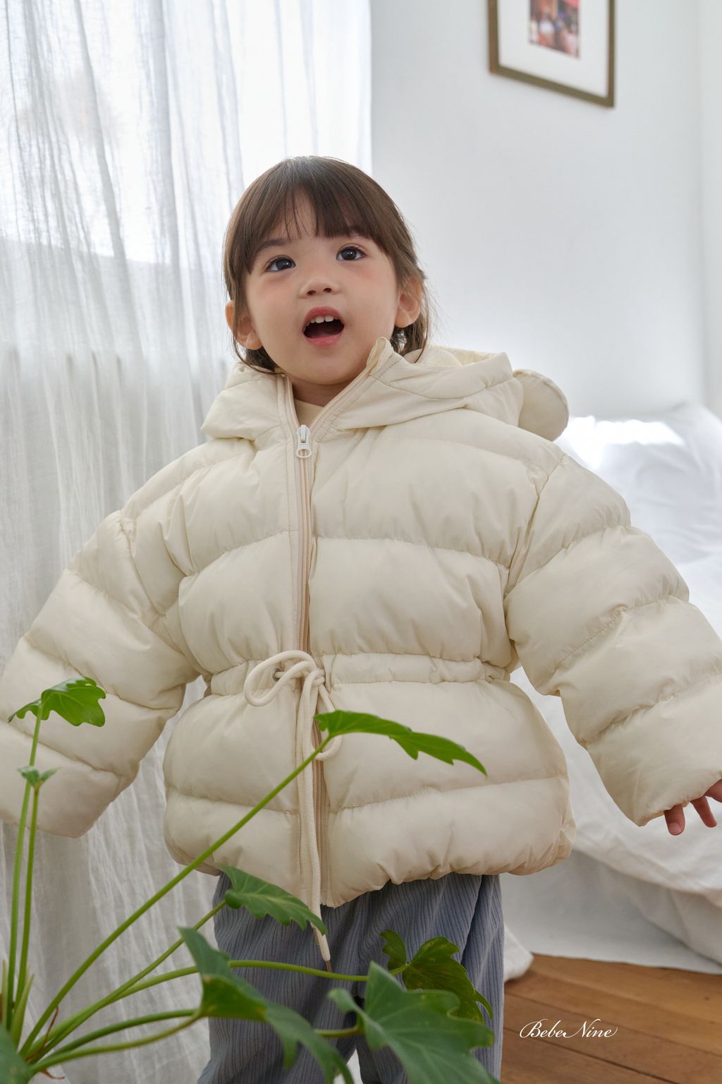 2_아크베어패딩_모델컷7