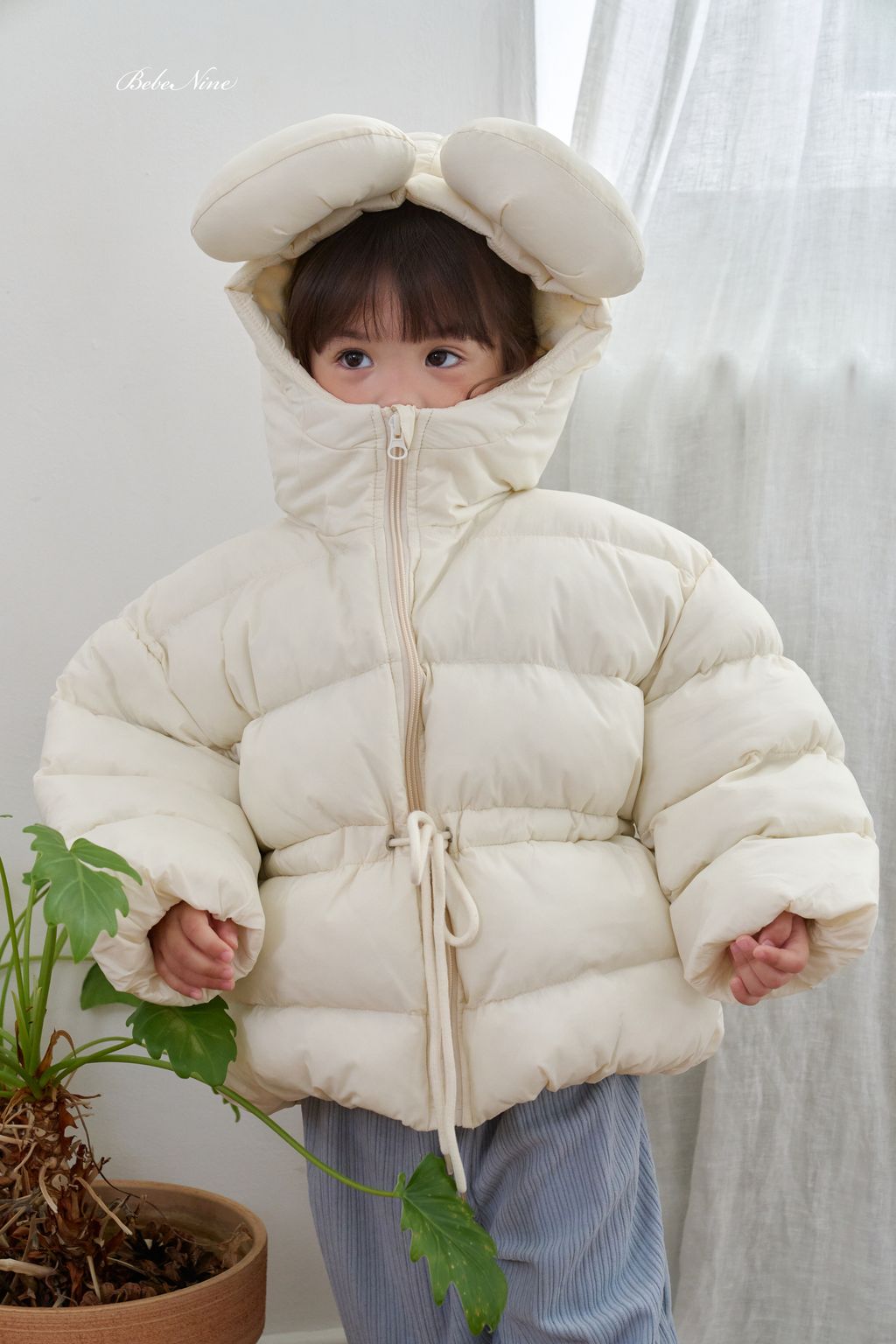 2_아크베어패딩_모델컷8