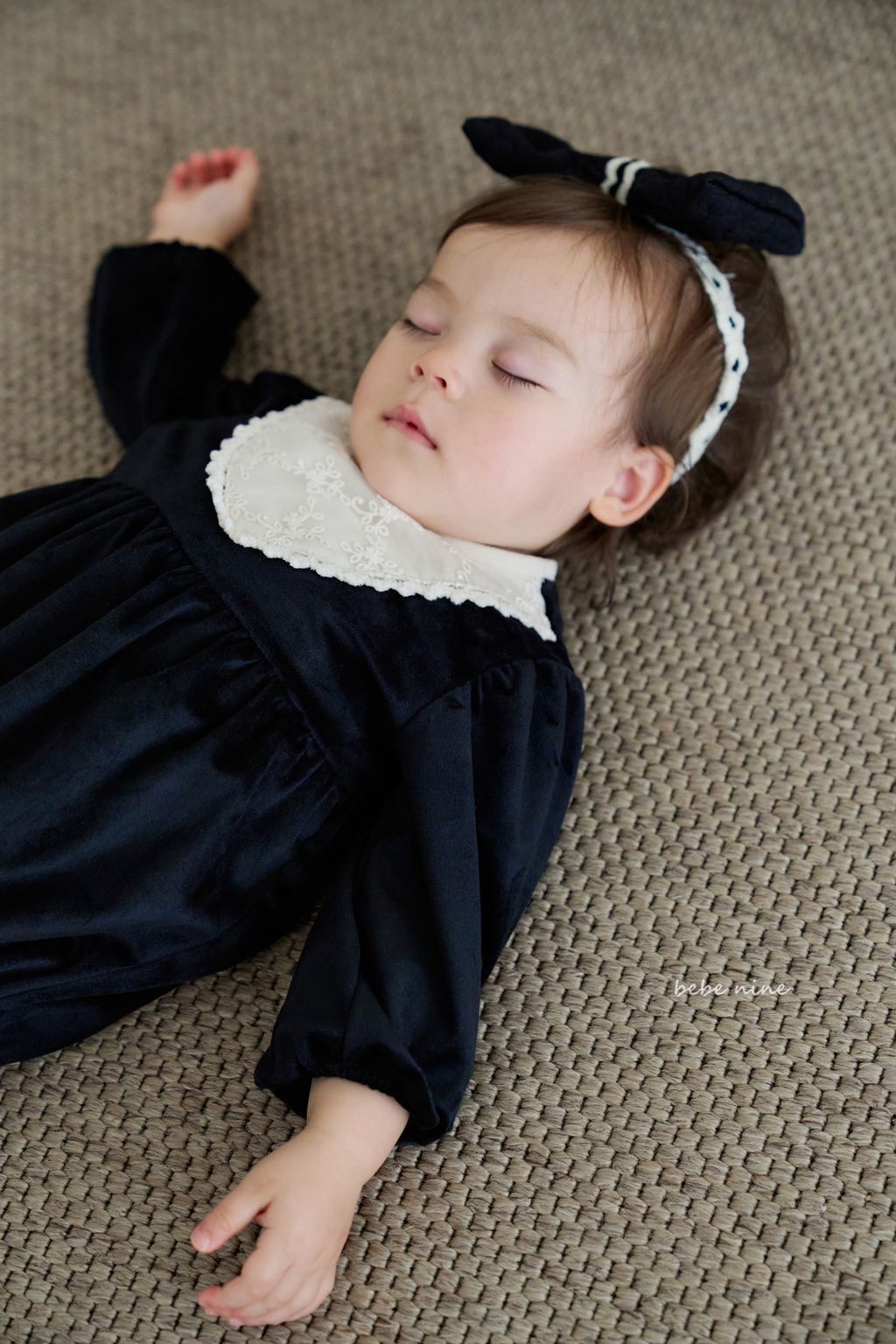 2_노엘스웨이드슈트_모델컷2