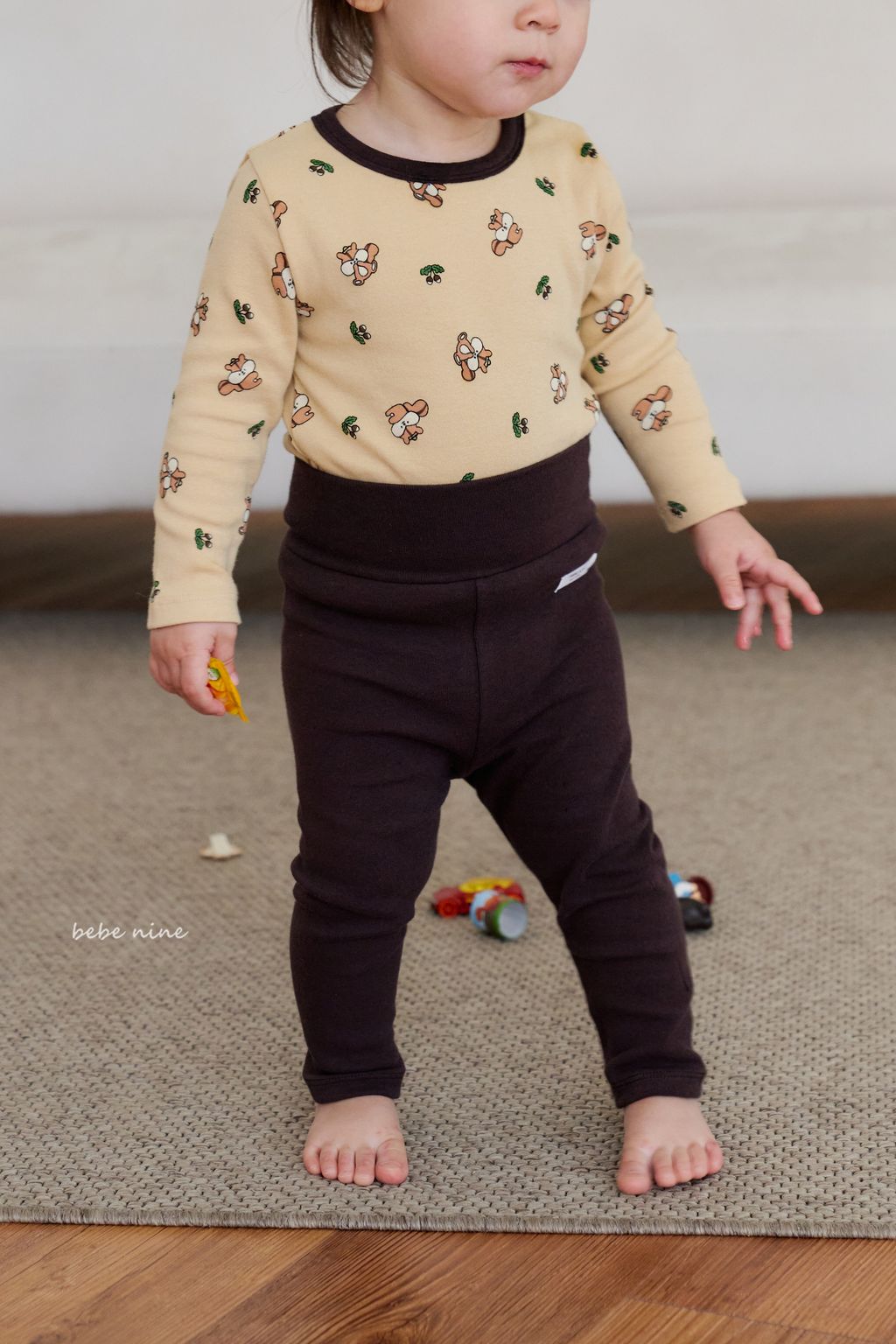 2_다람쥐실내복세트_모델컷3