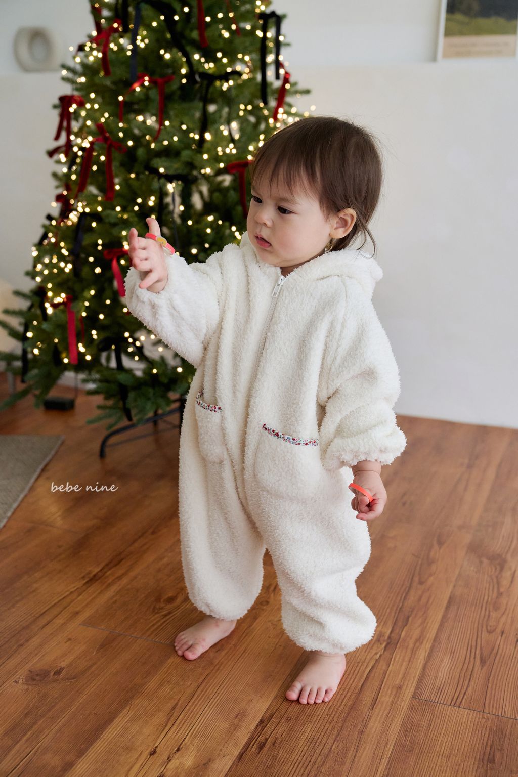 2_바니캣우주복_모델컷3