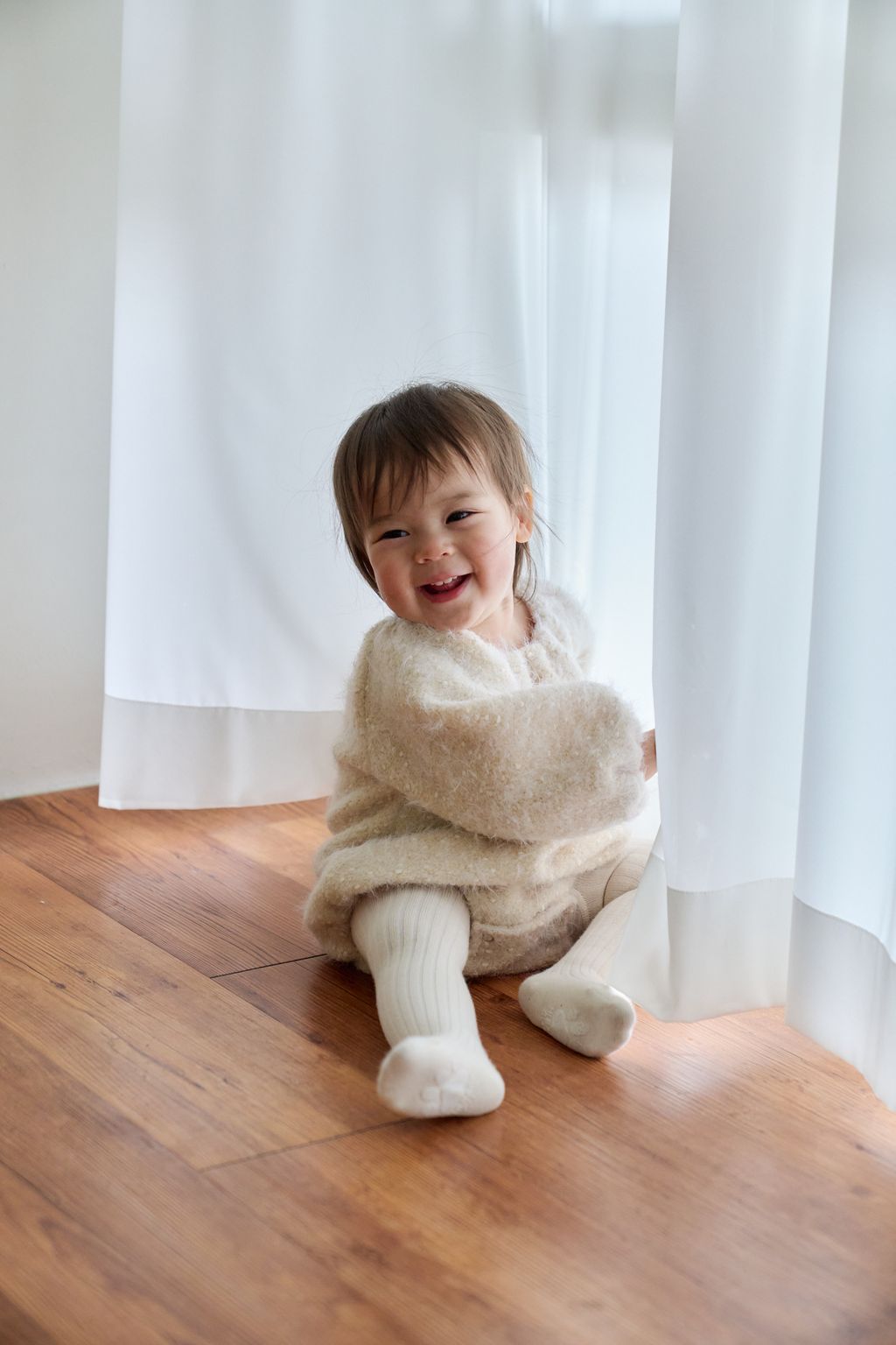 2_뽀송눈꽃슈트_모델컷4