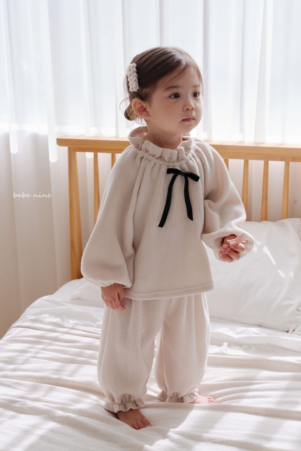 2_샤르망블라우스세트_모델컷2