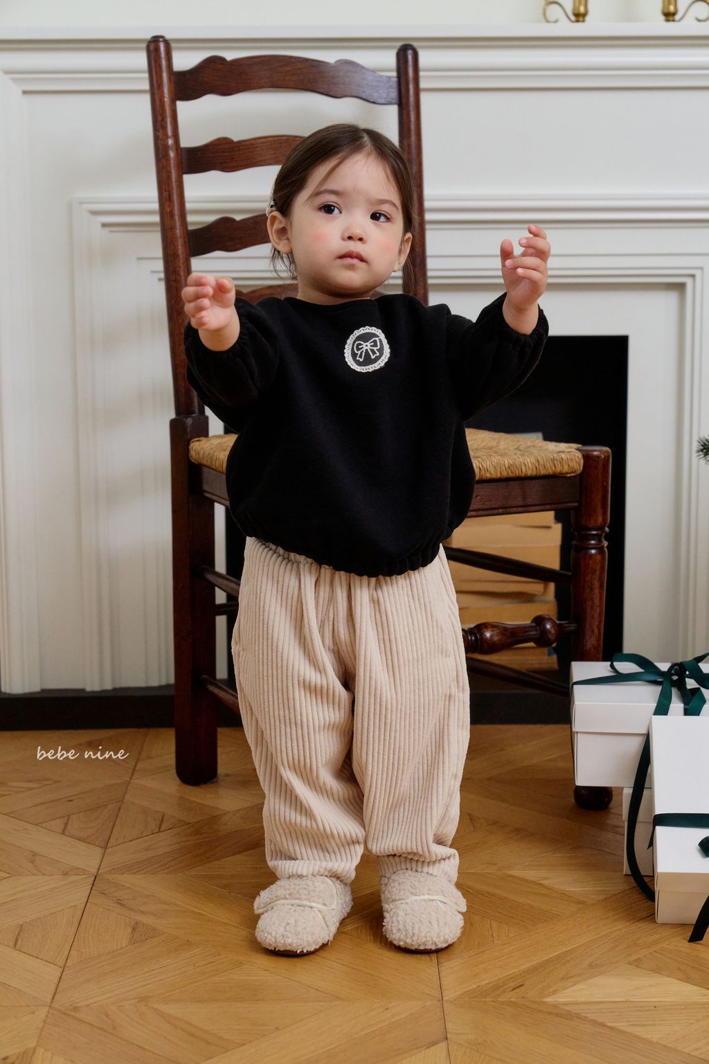 2_리봉봉맨투맨_모델사진3