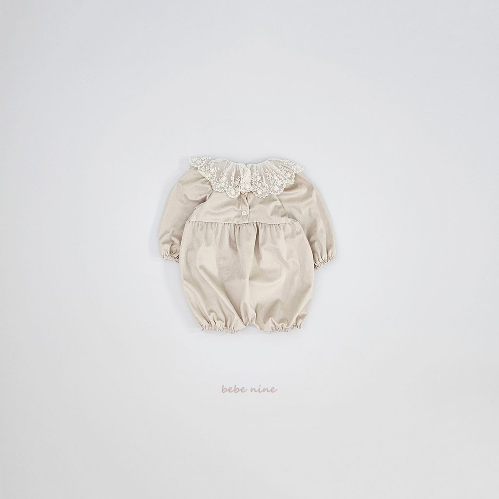 3_몽블리벨벳슈트_디테일컷2